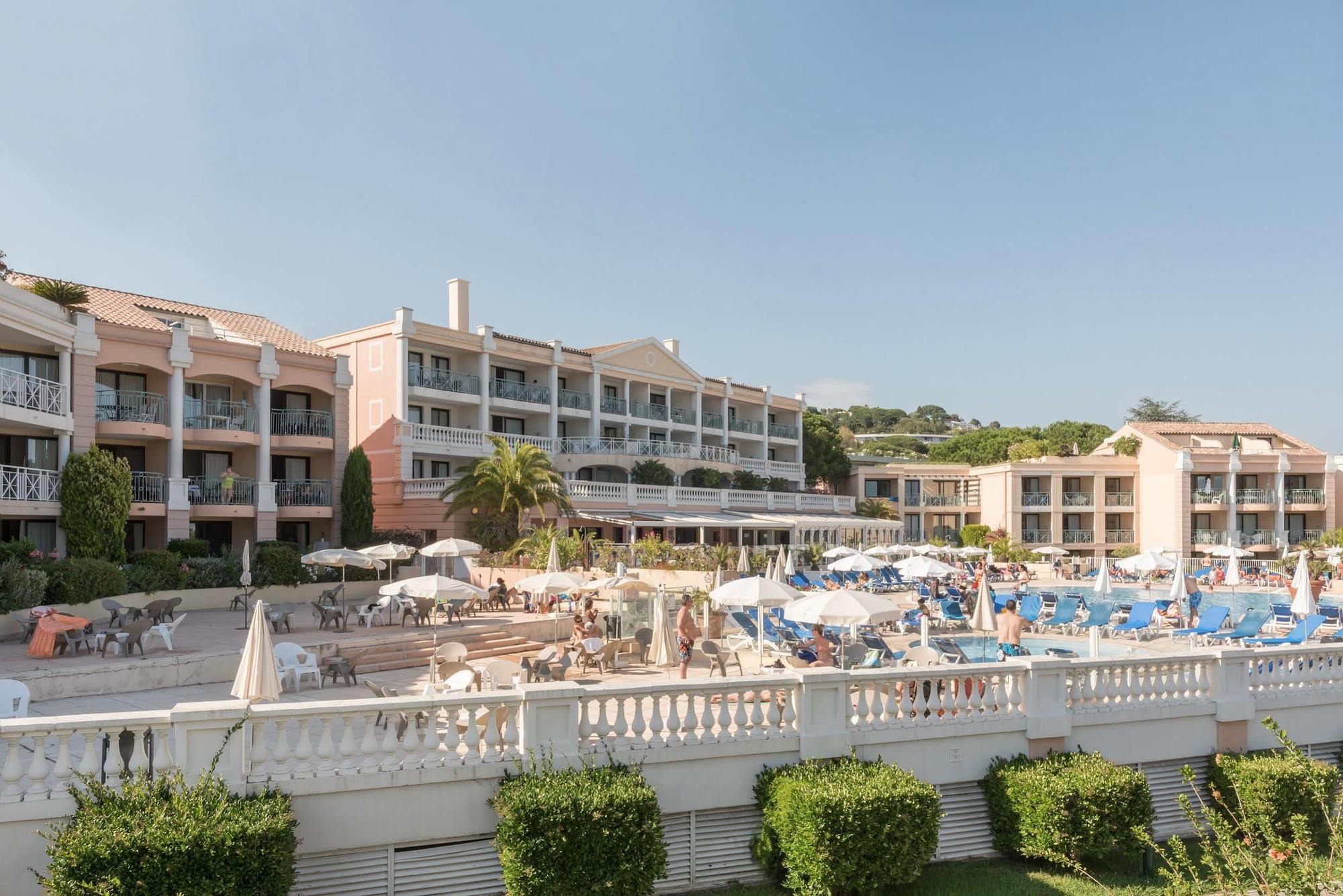 Francia Ii Aparthotel