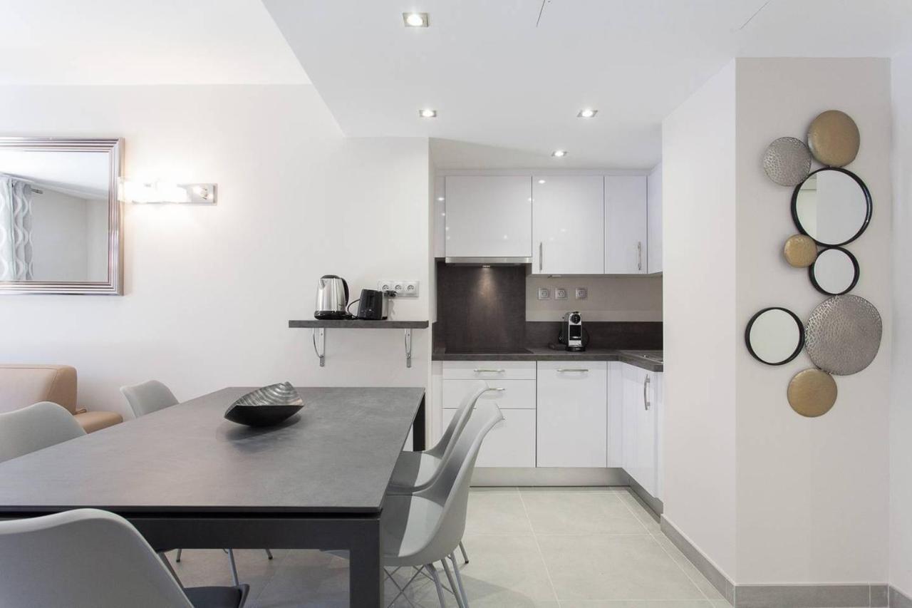 Apartment Carlton Area: New 2 Beds / 2 Baths *
