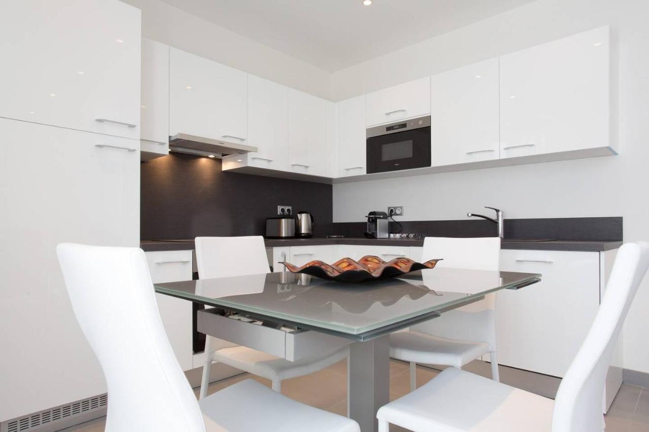 Martinez Area: New 2beds/2baths Apartment Cannes