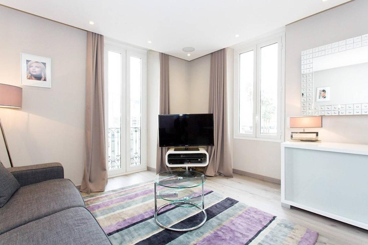 1 Bedroom In Front Of The Palais! *