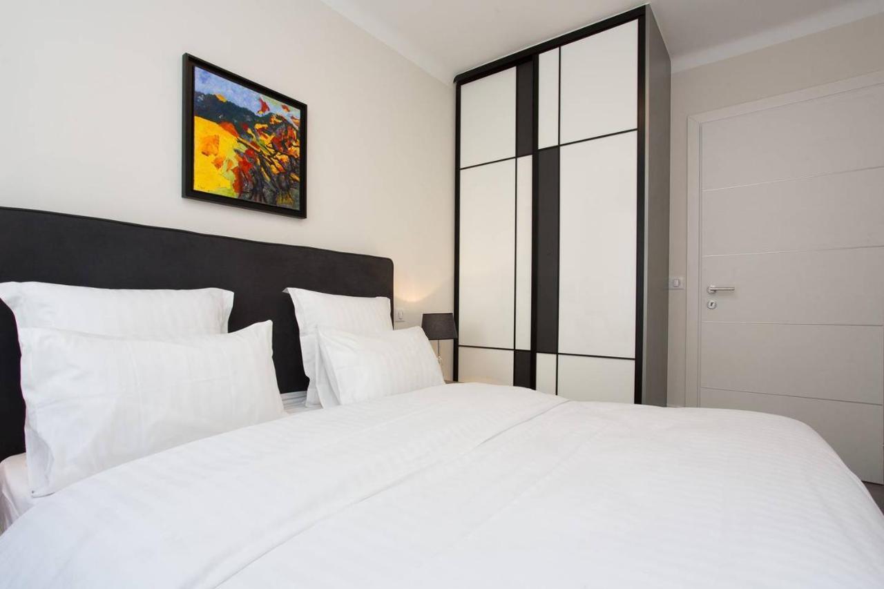 Marriott : 2 Beds/2 Baths Sea View *