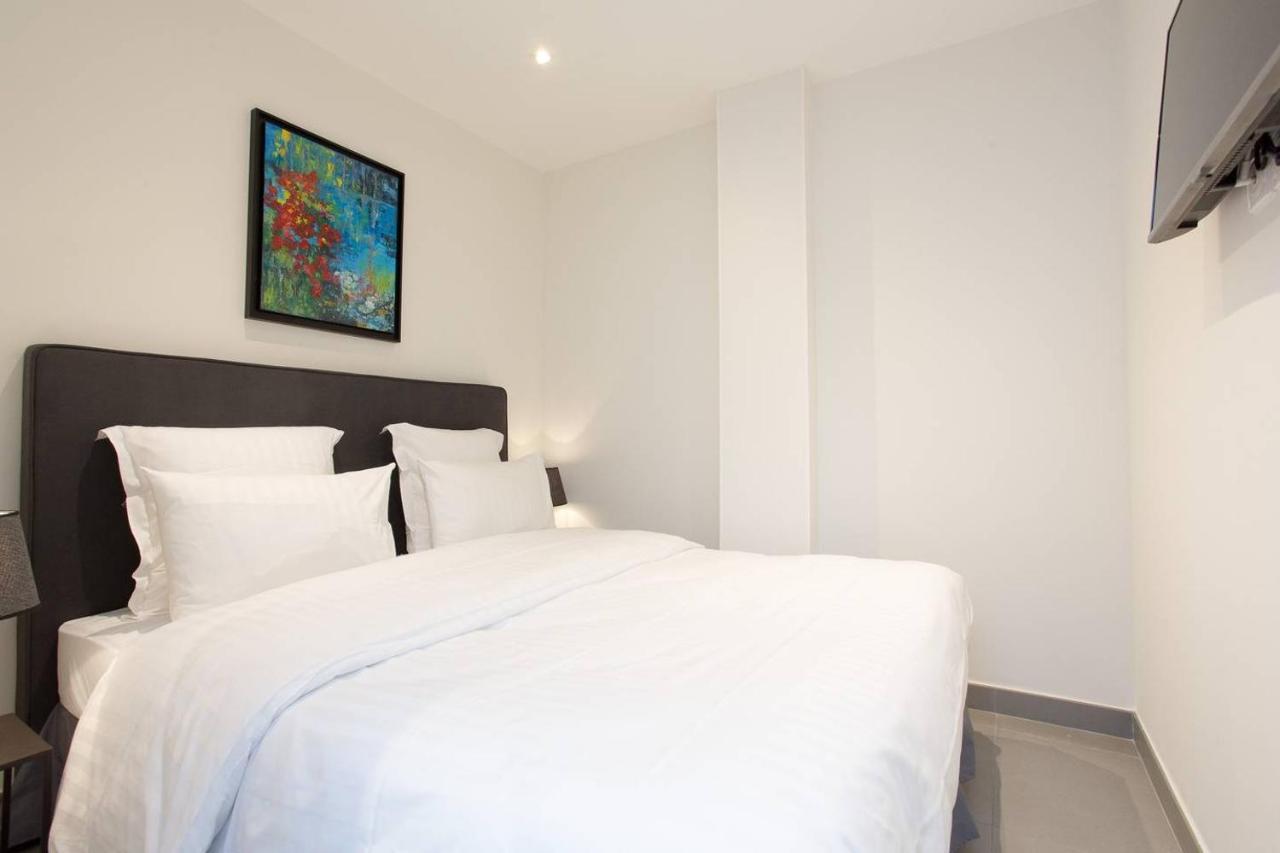 Palais Miramar: 1 Bed Side Sea View Apartment