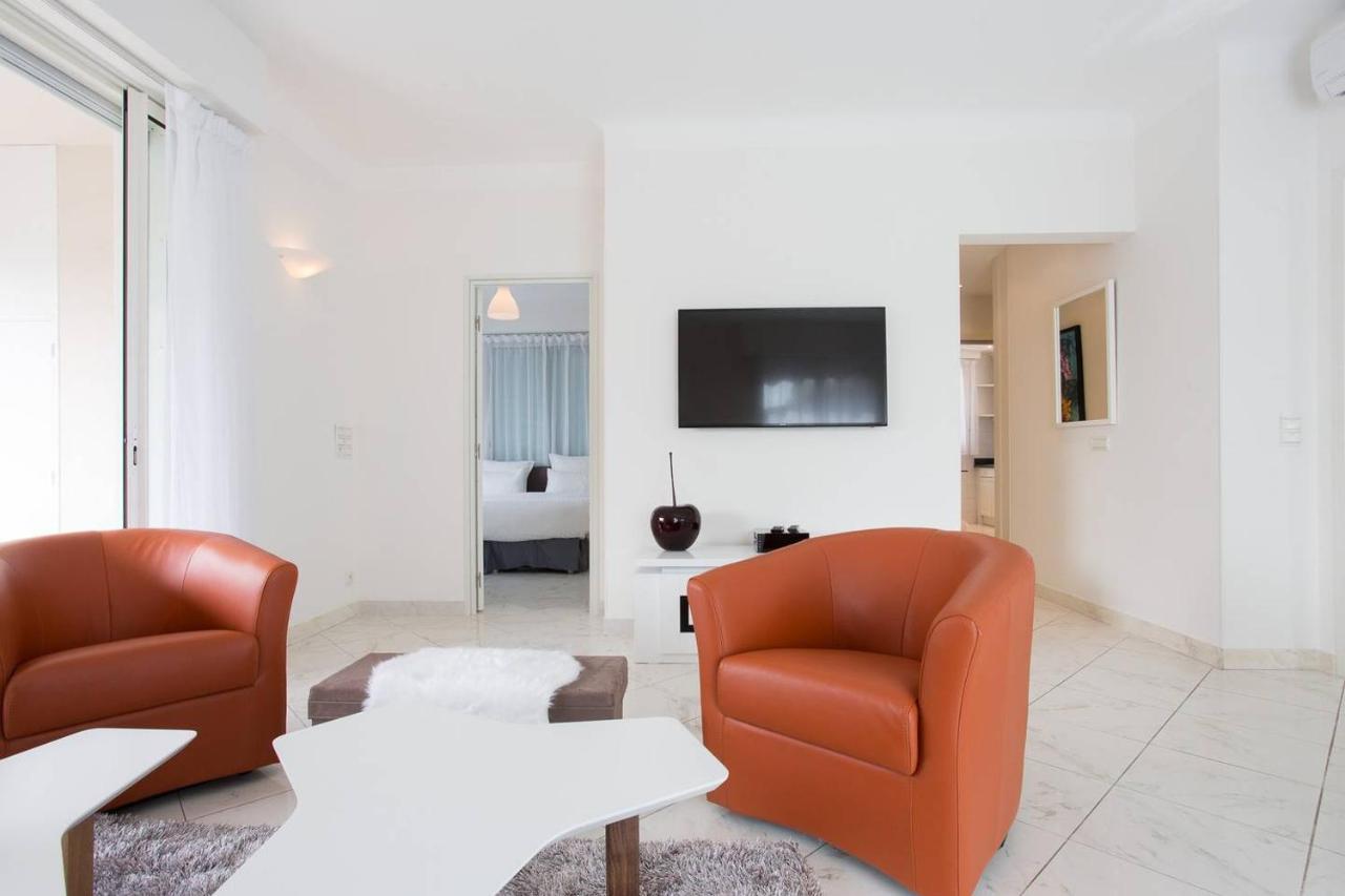 Mariott Area: Sunny 2 Beds /2 Baths * Cannes