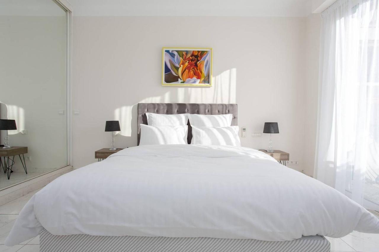 Mariott Area: Sunny 2 Beds /2 Baths Apartment