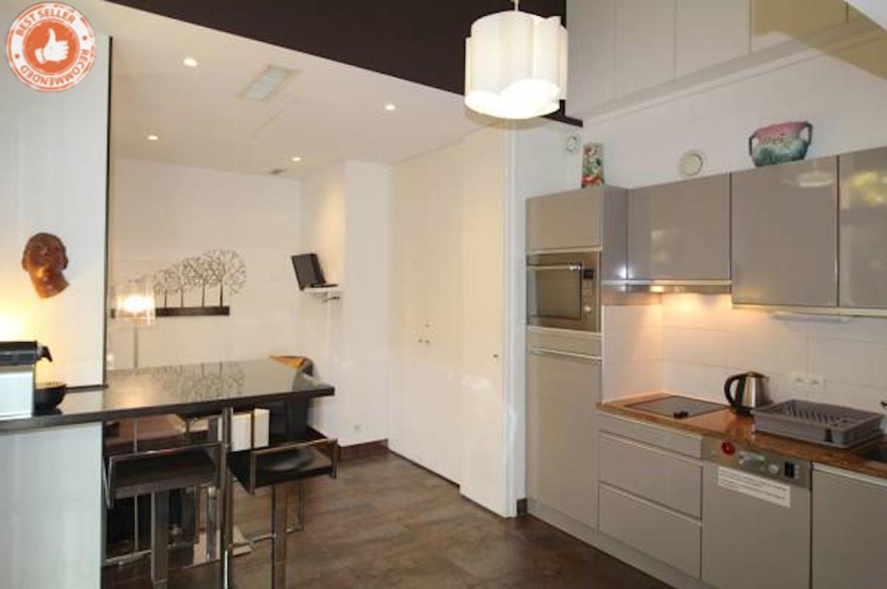 Alc - A521 - 4 Min Palais And Beaches