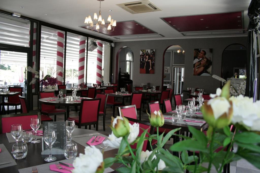 Le Chateau Des Artistes * Cannes