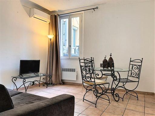 Apartment Chryseis *