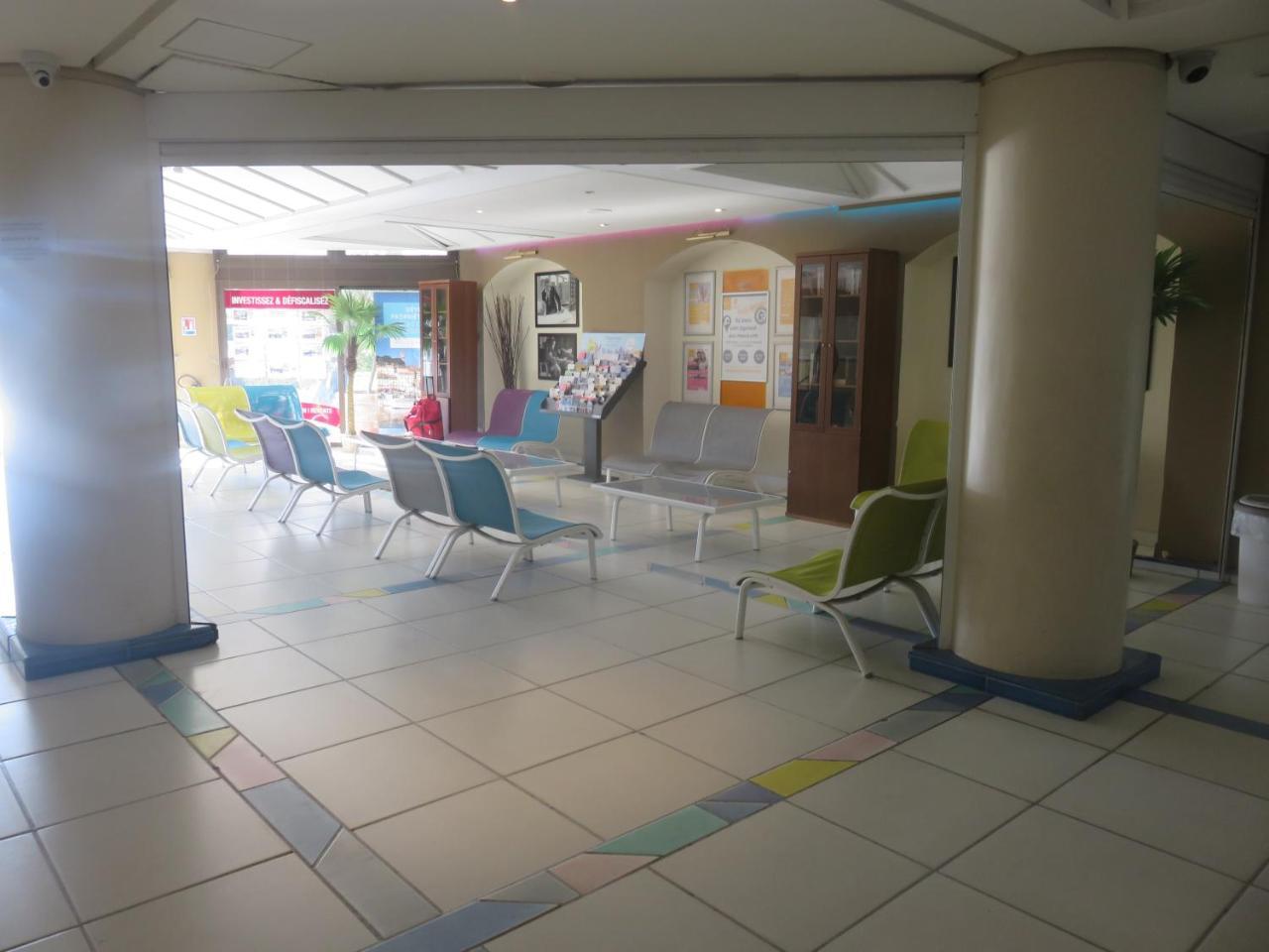 Pierre & Verrerie Aparthotel 3*