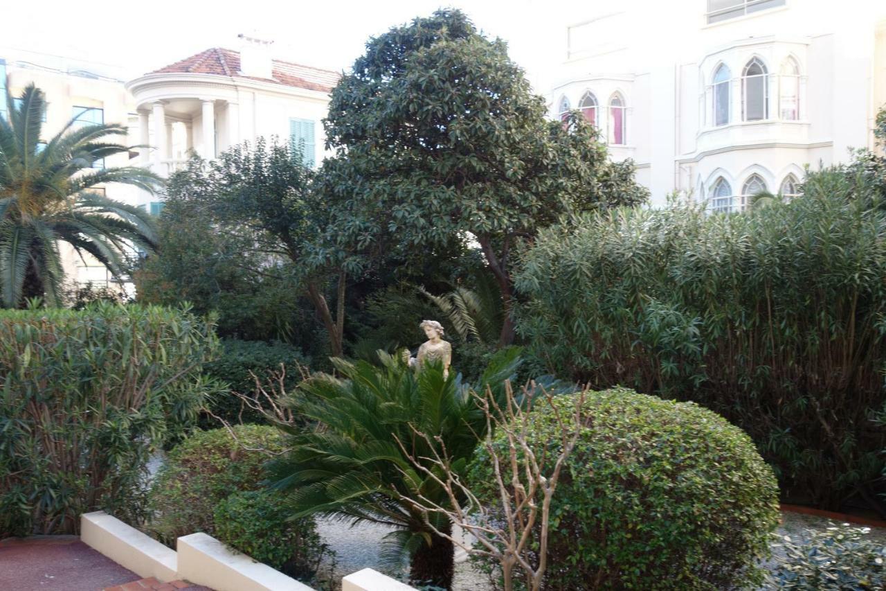 Rocamare 2, By Welcome To Cannes