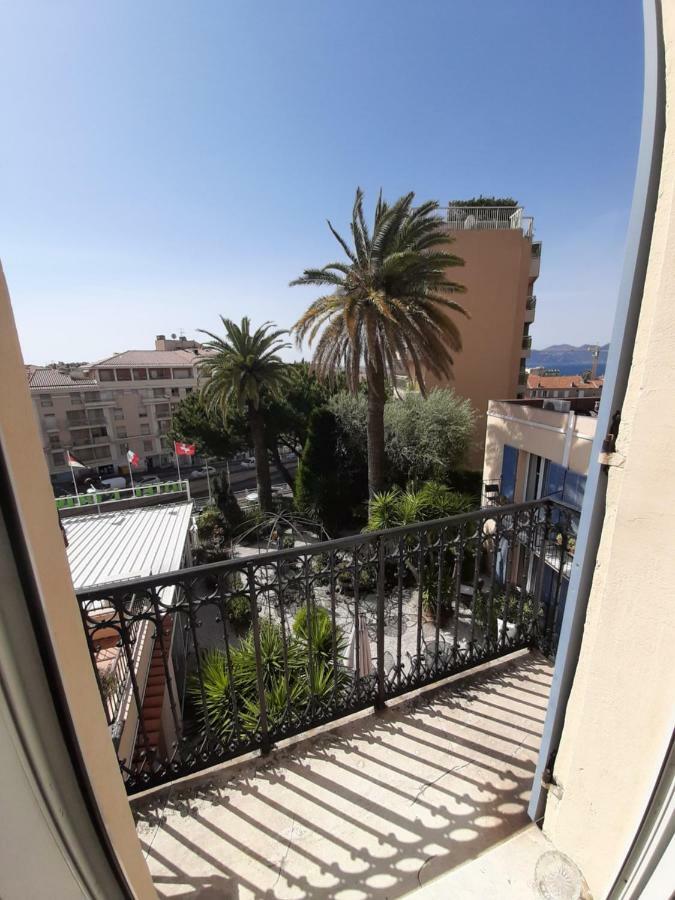 L'olivier - Piscine&parking 3*