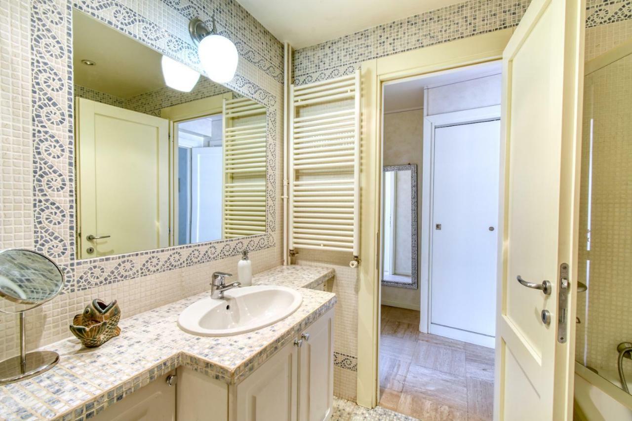 Sea View Flat, Beach Access By Guestready *