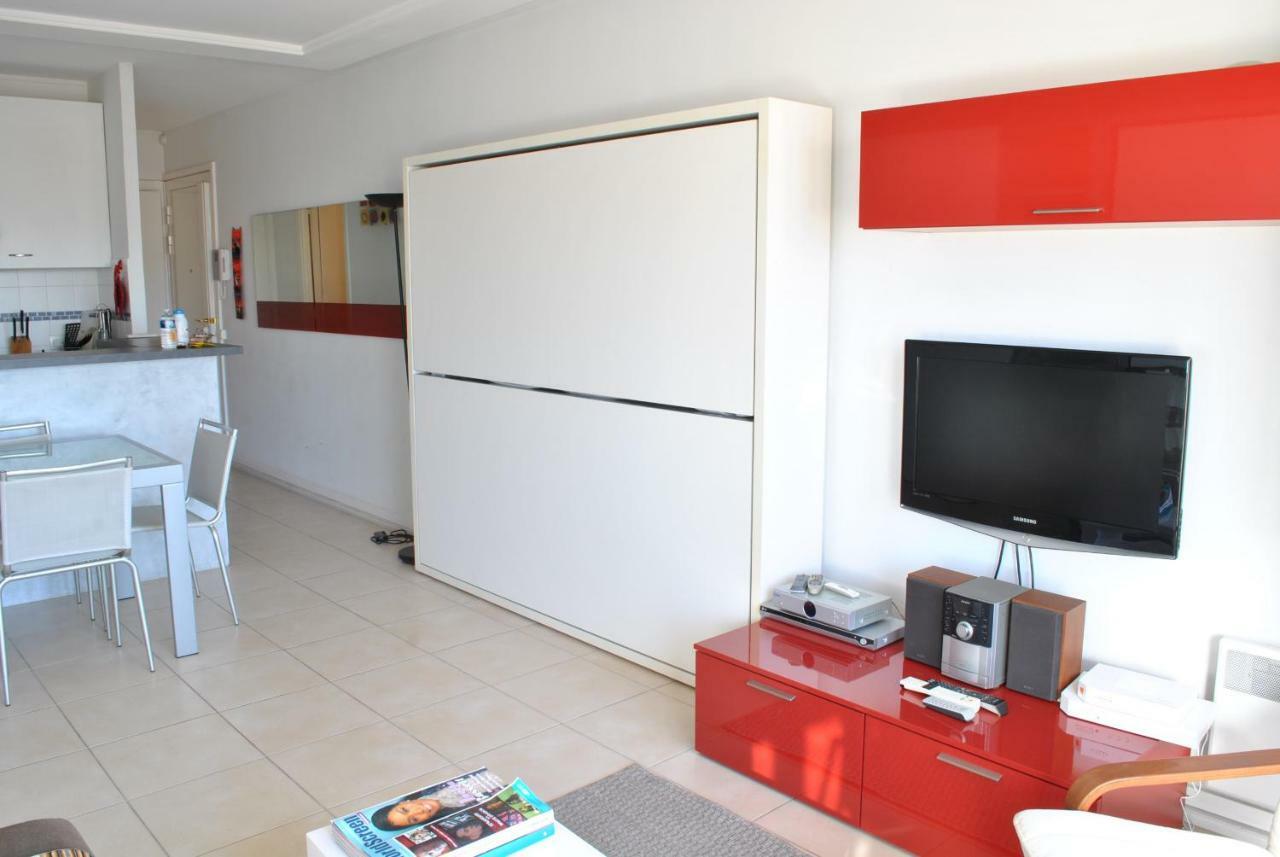 Appartement Le Dauphin Studio 1182 Cannes