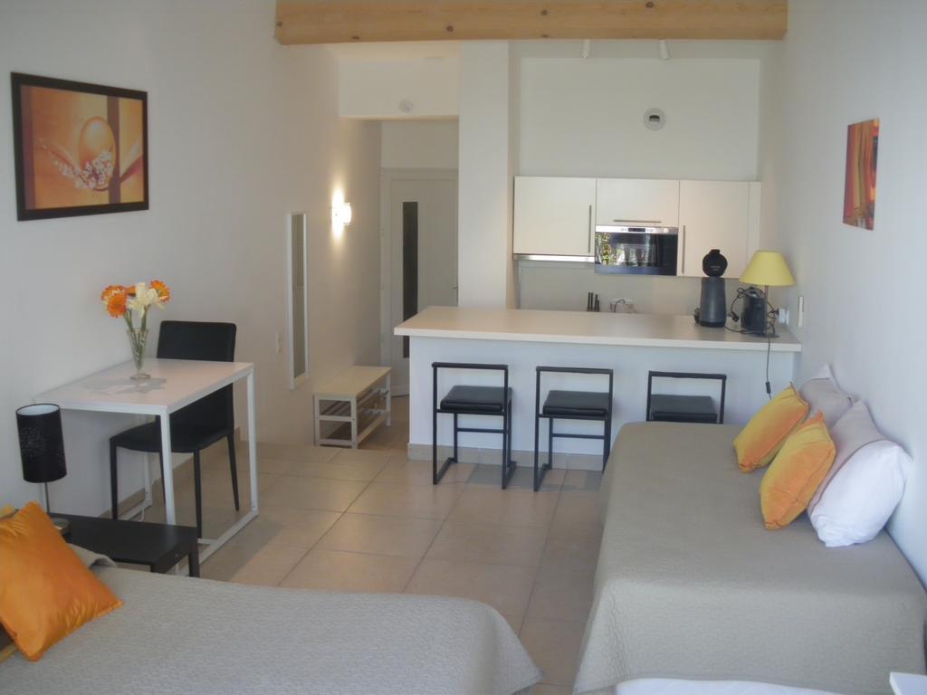Gameau Aparthotel 3*