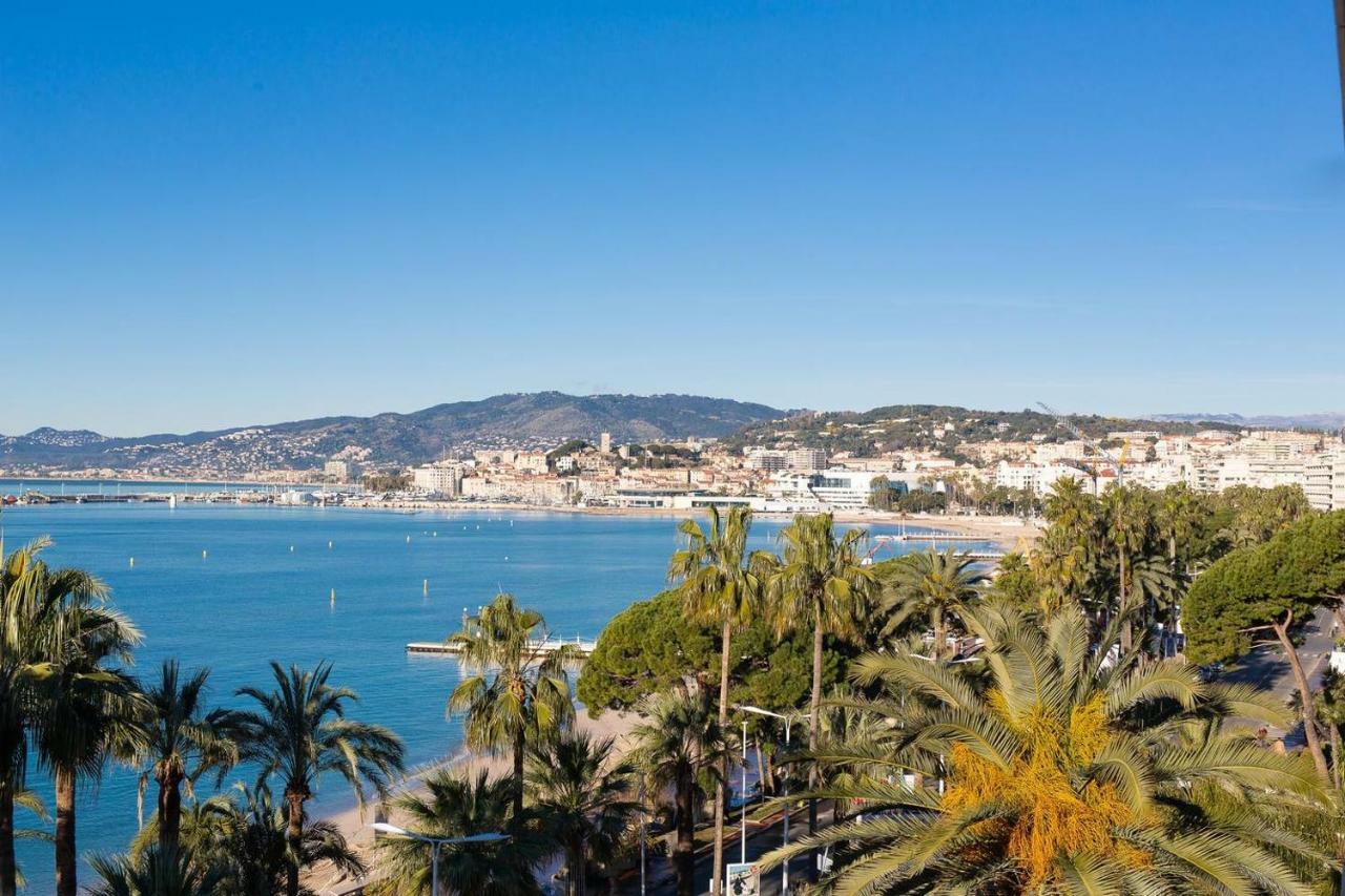 On La Croisette: New 2 Bedrooms With Sea View * Cannes