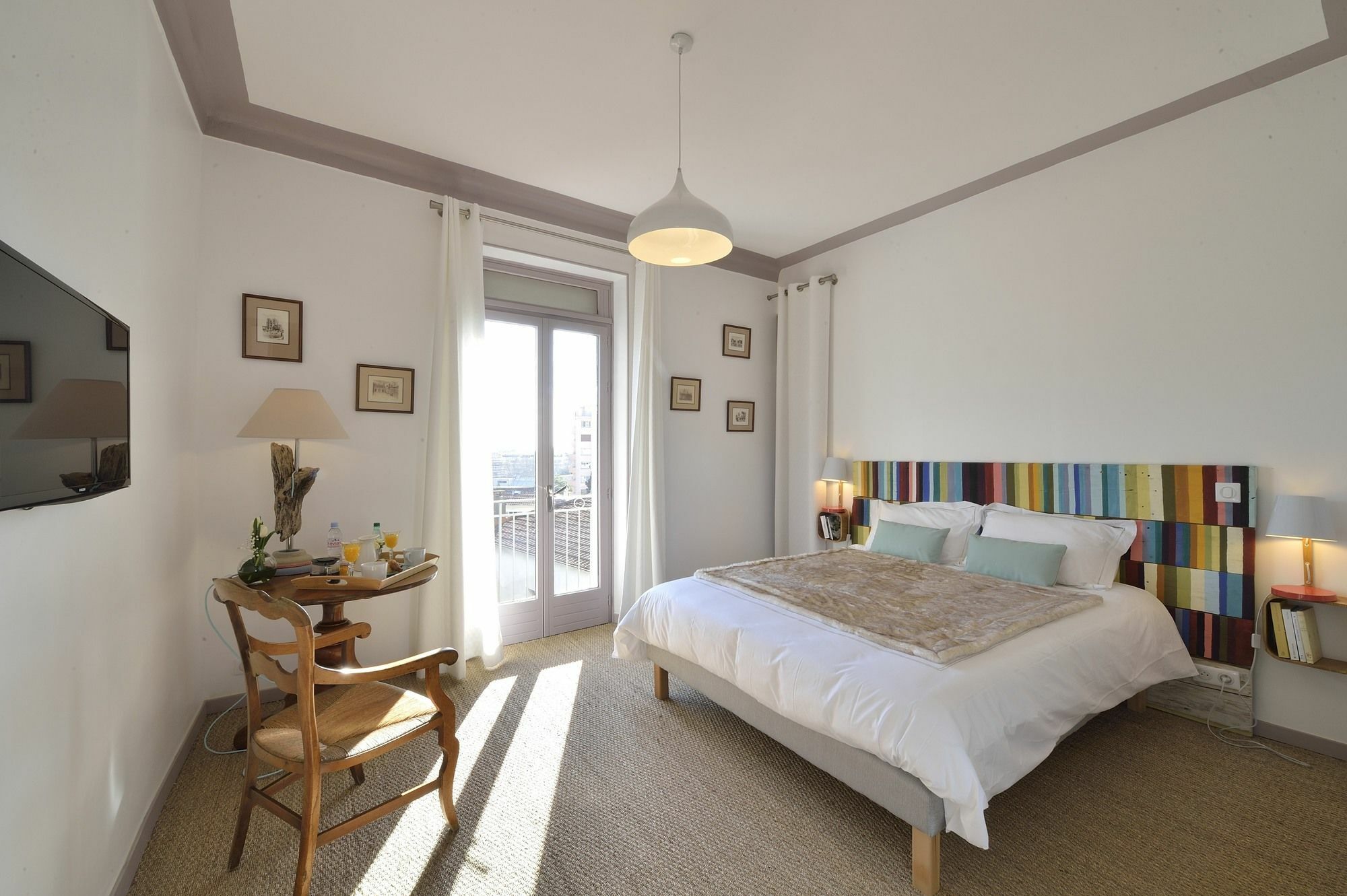 Du Roc Fleuri Bed & Breakfast 2*