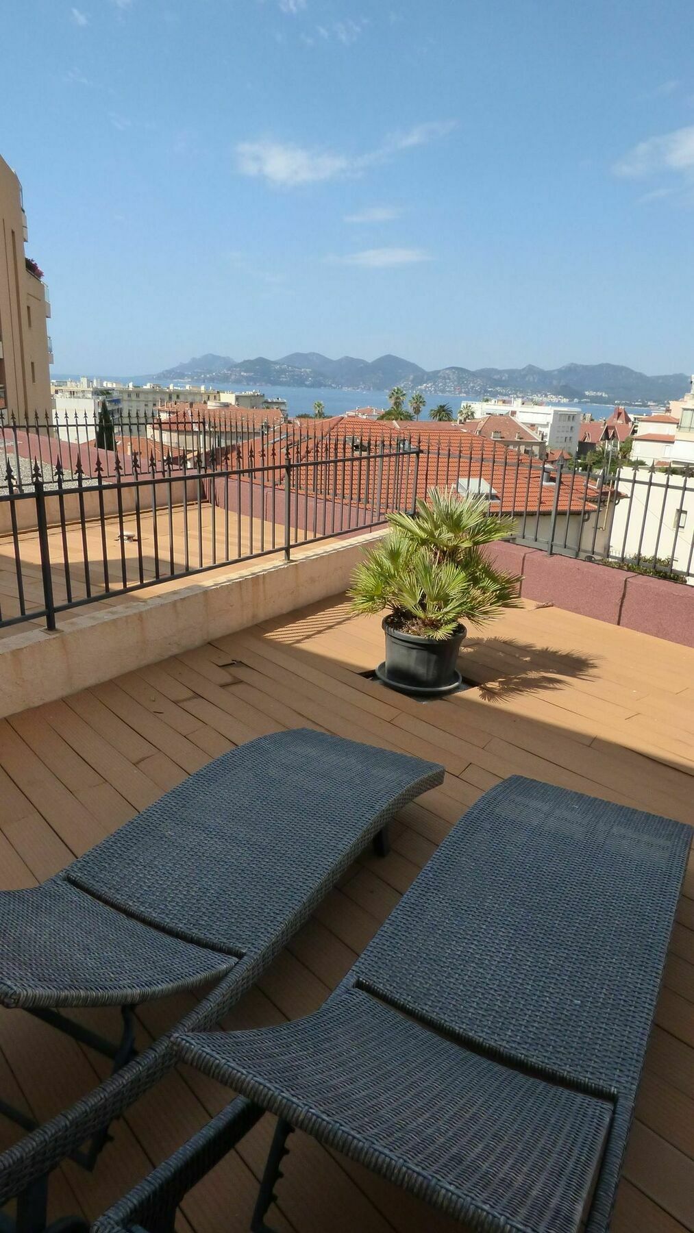 L'olivier - Piscine&parking Hotel