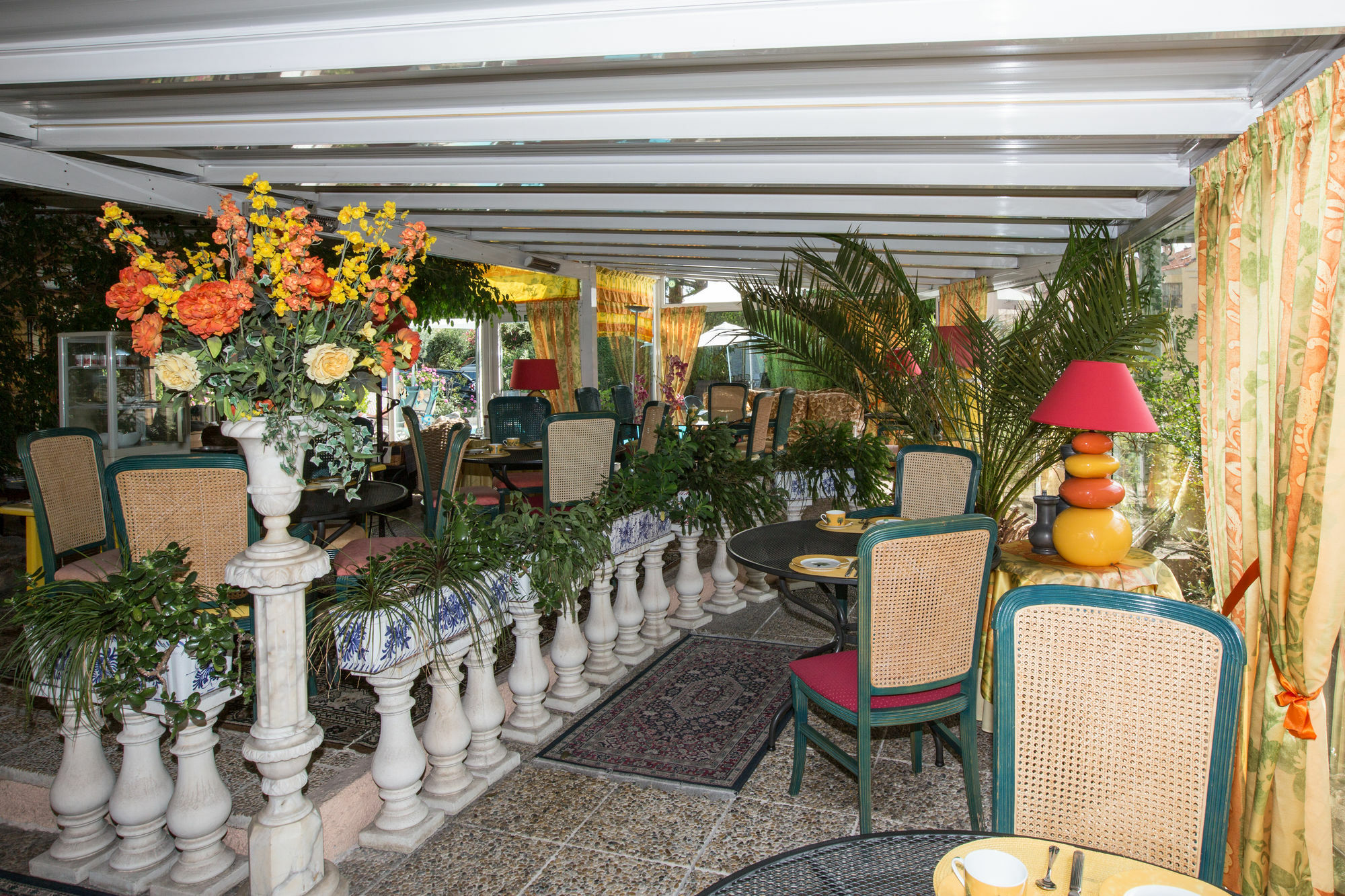 L'olivier - Piscine&parking Hotel 3*