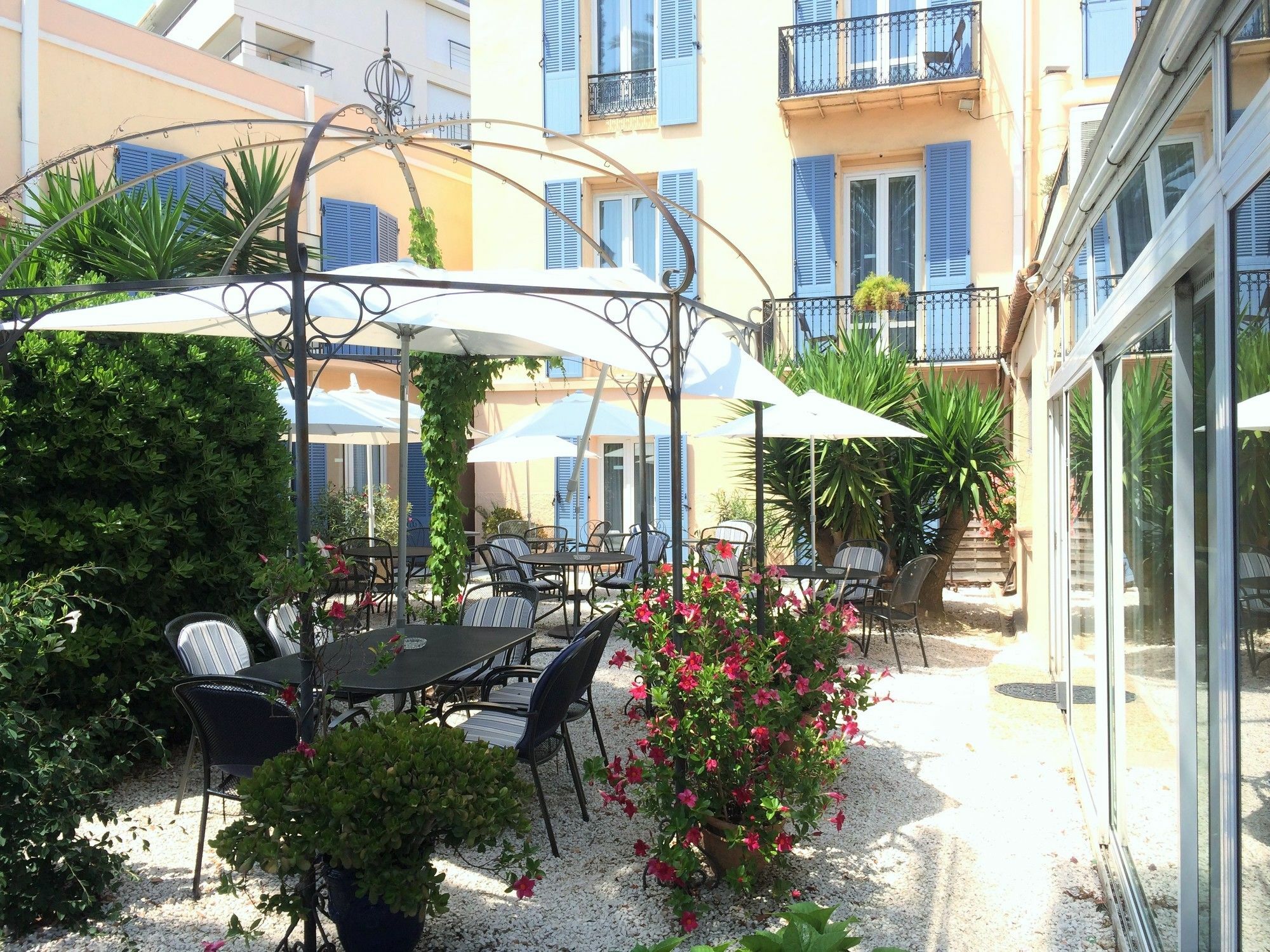 L'olivier - Piscine&parking Cannes