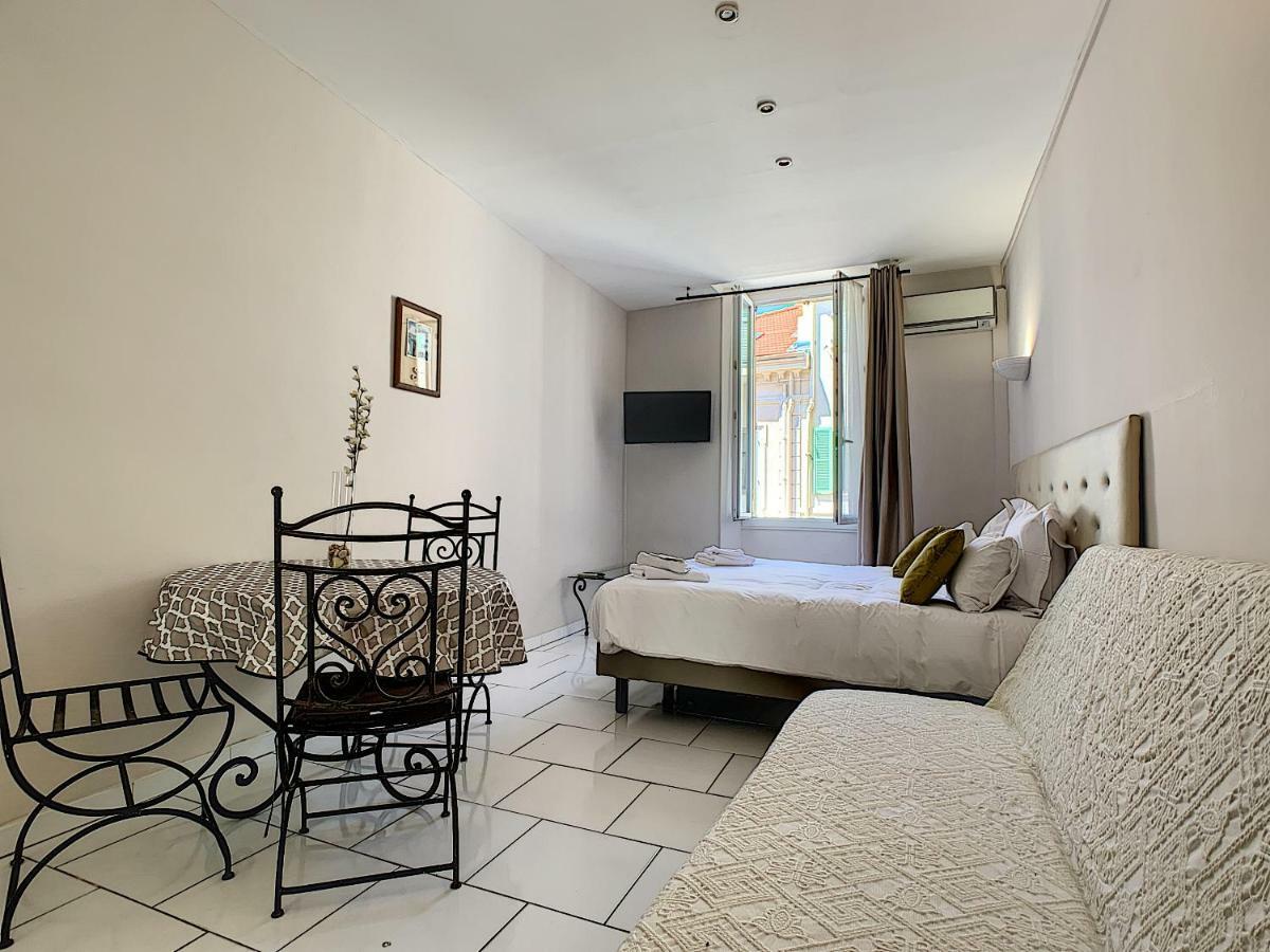 Apartment Chryseis *