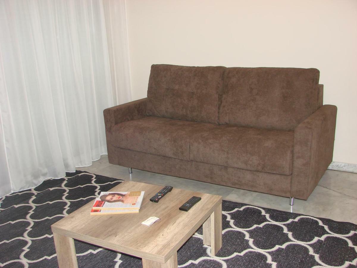 Front Apartment