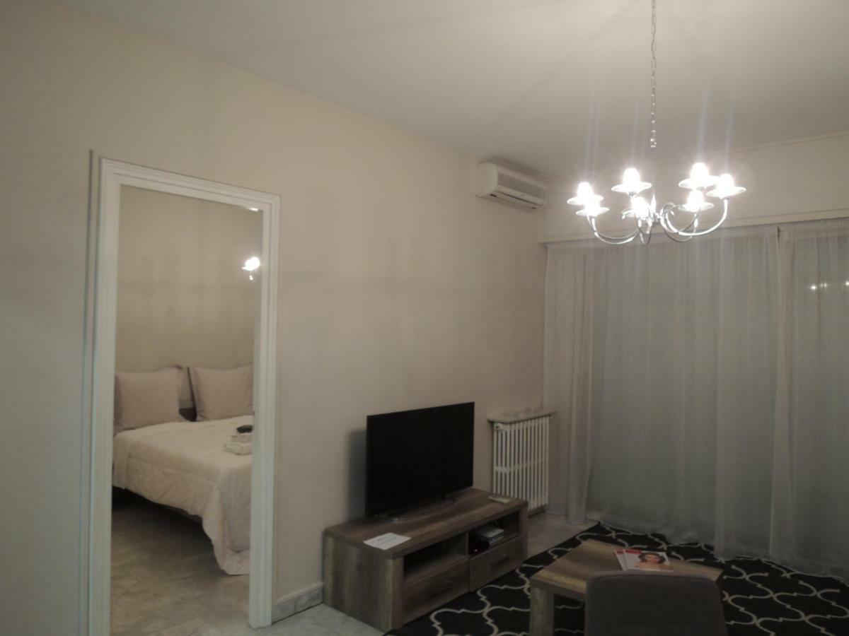 Apartment Front Cannes