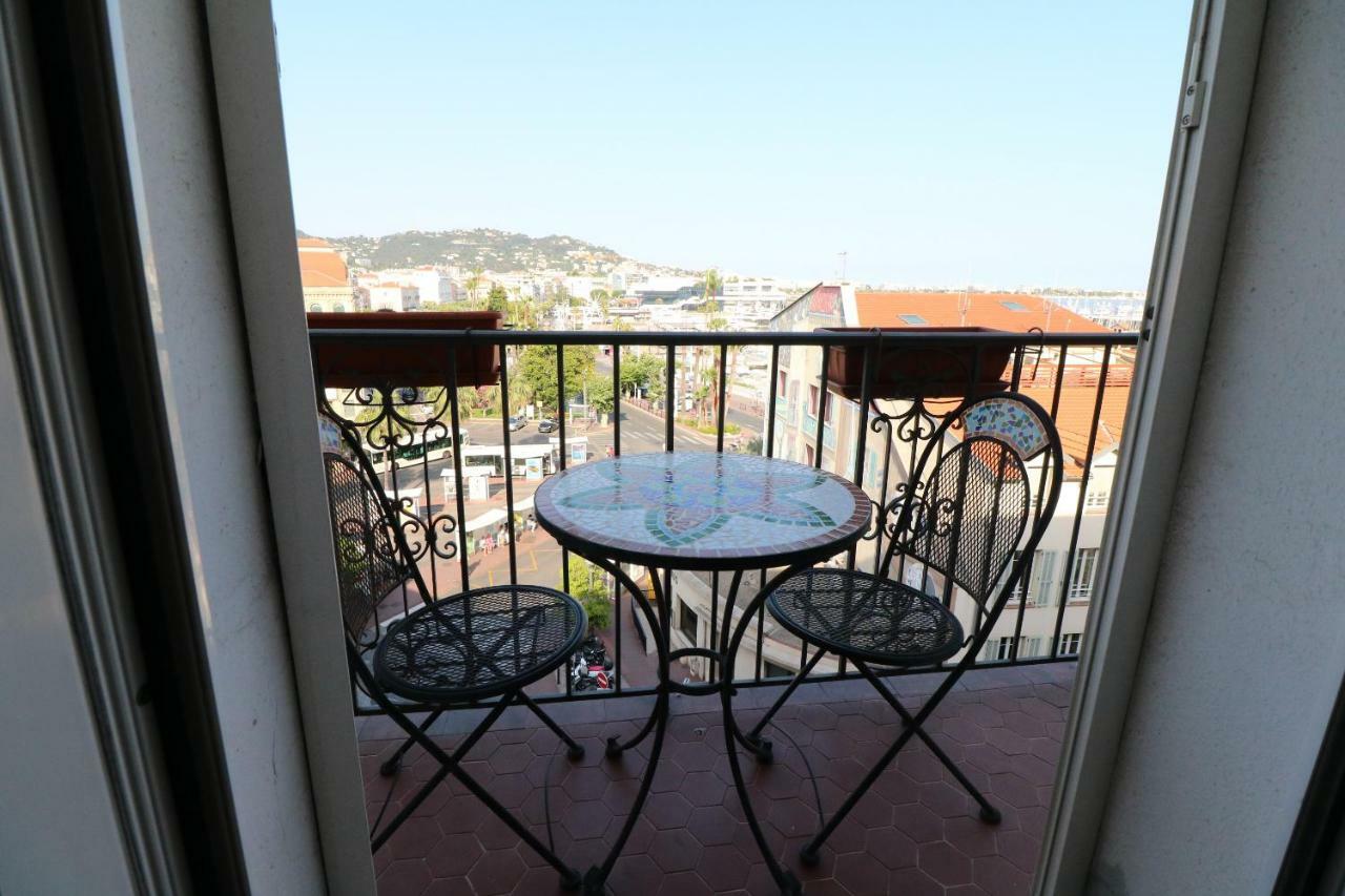 Apartment 1 Bedroom Suquet, 6 Min From The Palais, Balcony & Port View 220 *