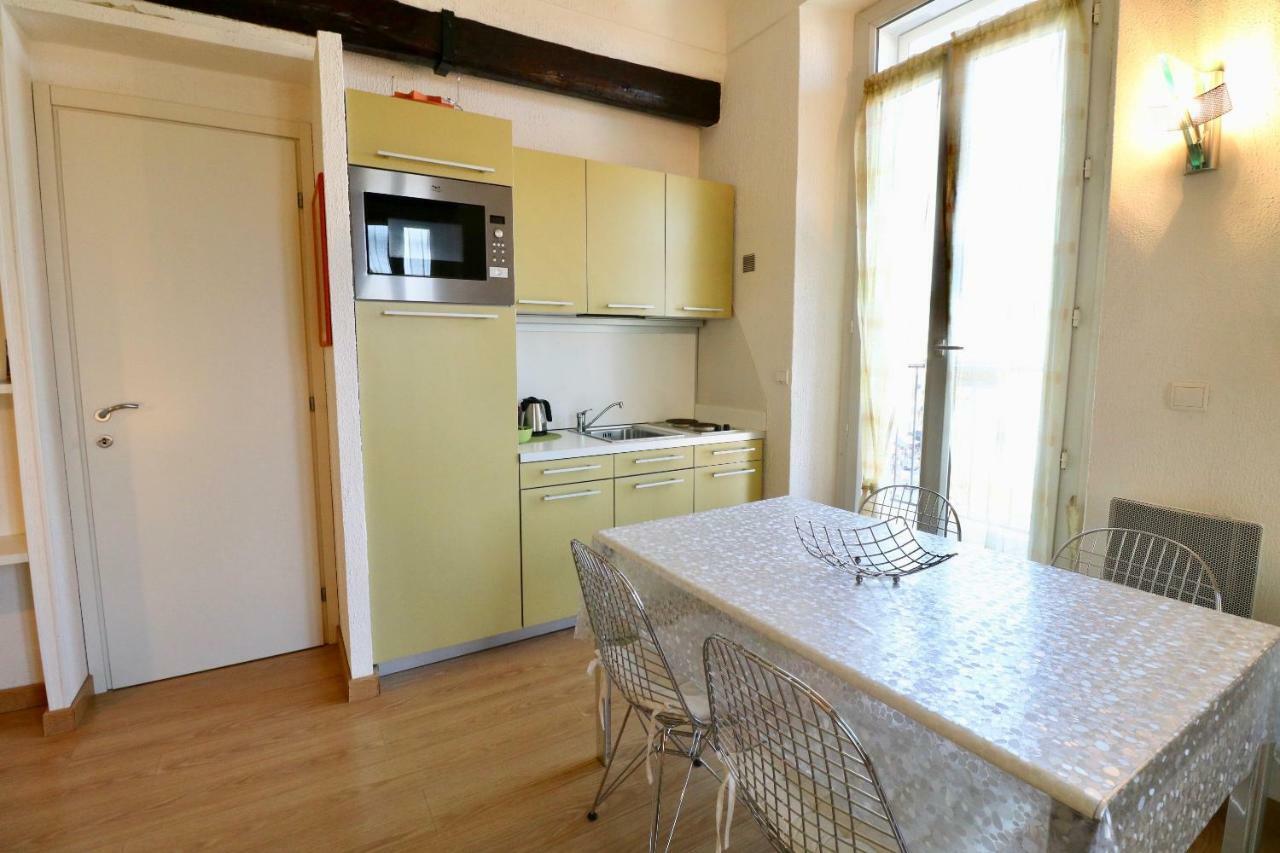 1 Bedroom Suquet, 6 Min From The Palais, Balcony & Port View 220 Apartment Cannes