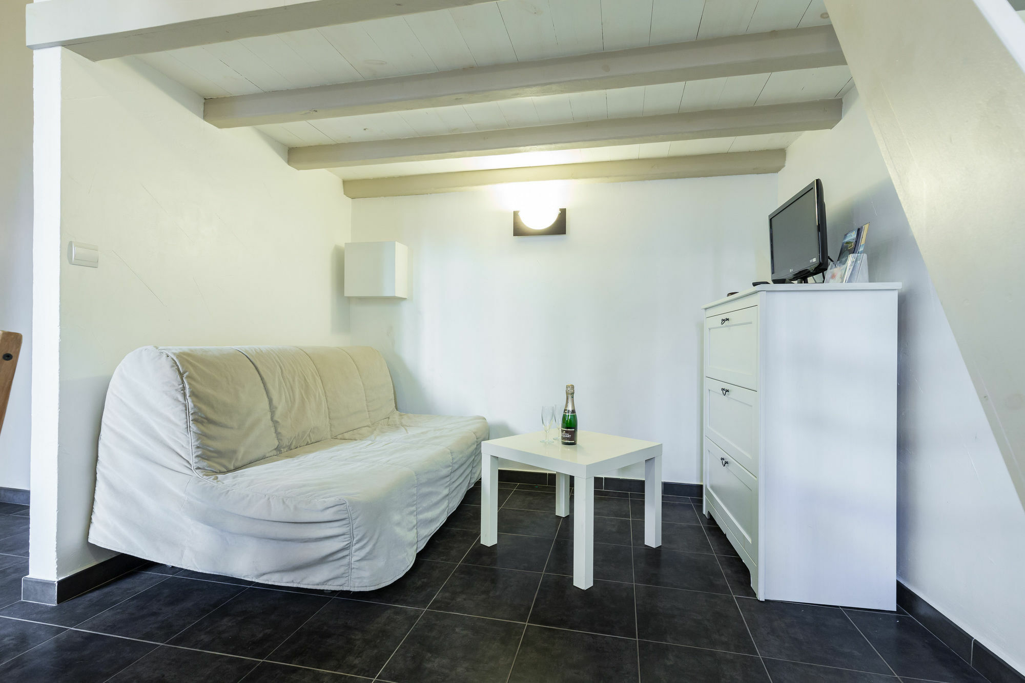 Florella Marechal Joffre Apartment