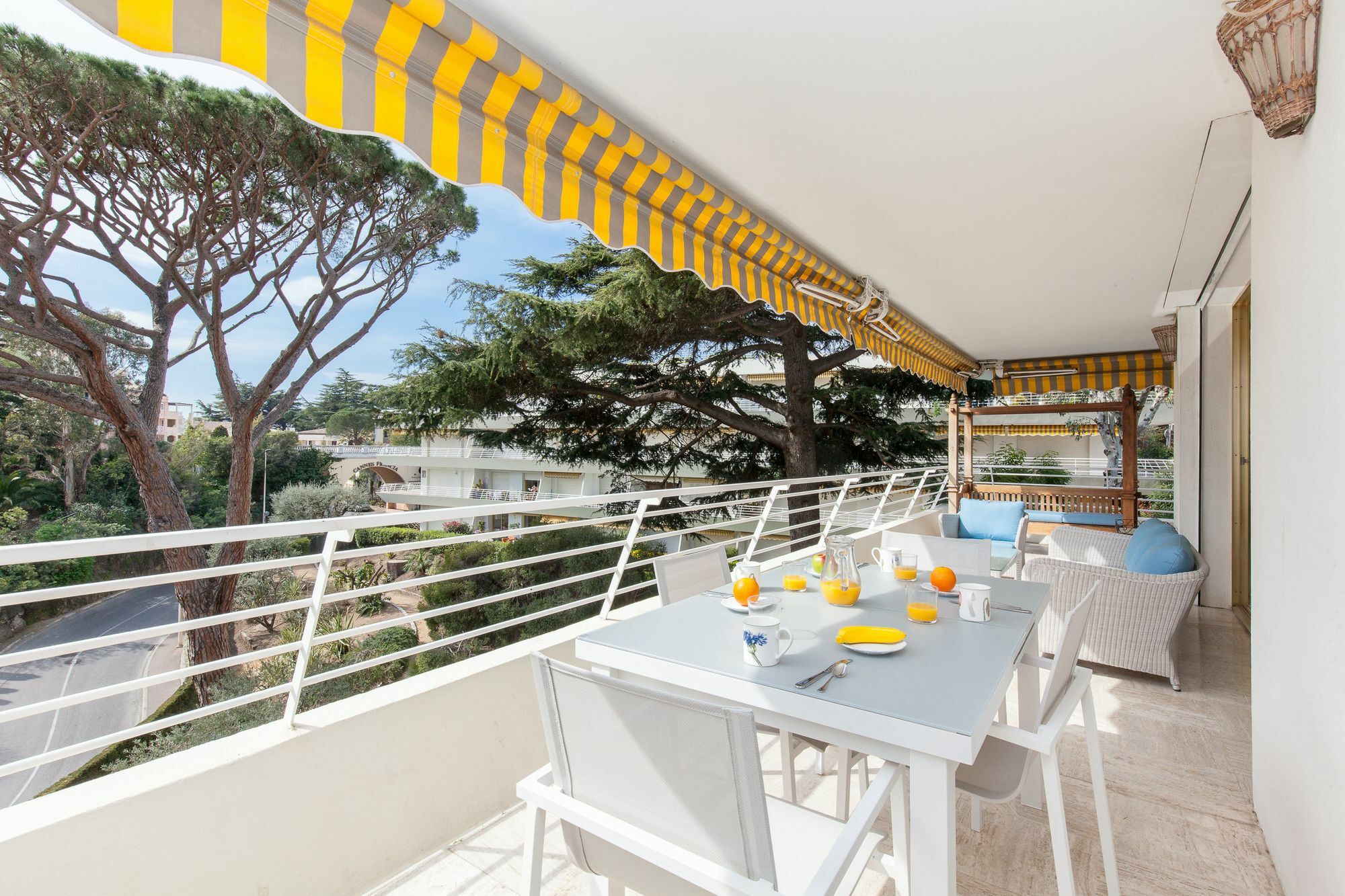 Les Oliviers Yhoost Apartment *