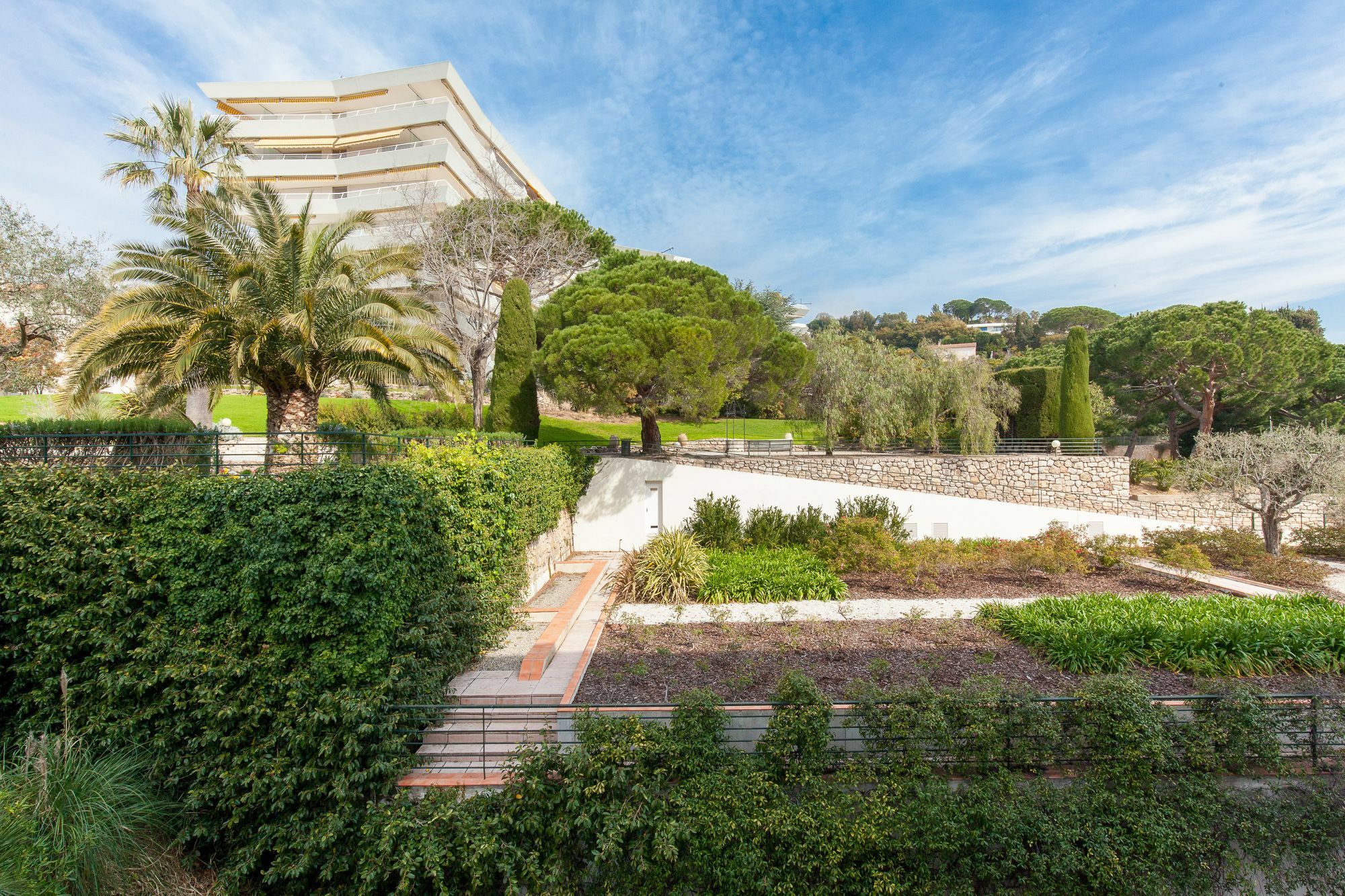 Apartment Les Oliviers Yhoost