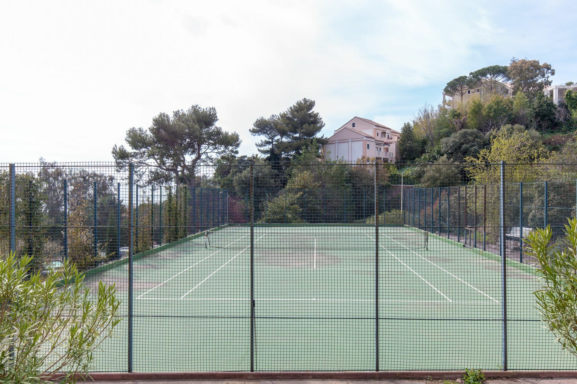 Apartment Les Oliviers Yhoost *