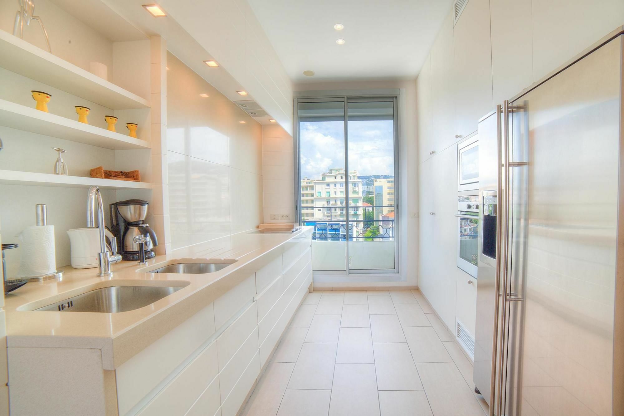 Apartment Les Dunes Sur La 2 Cannes