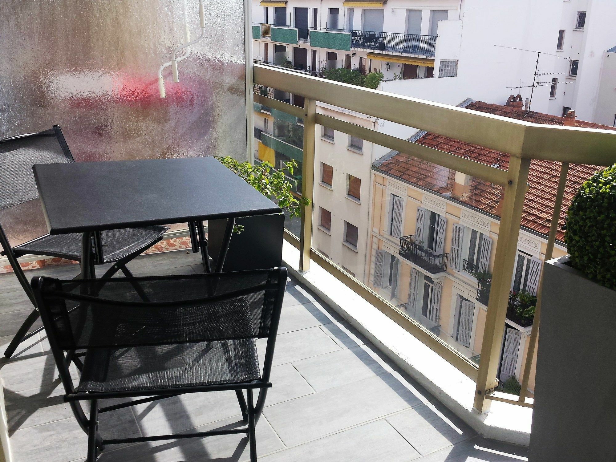 Apartment Brand New Super Center