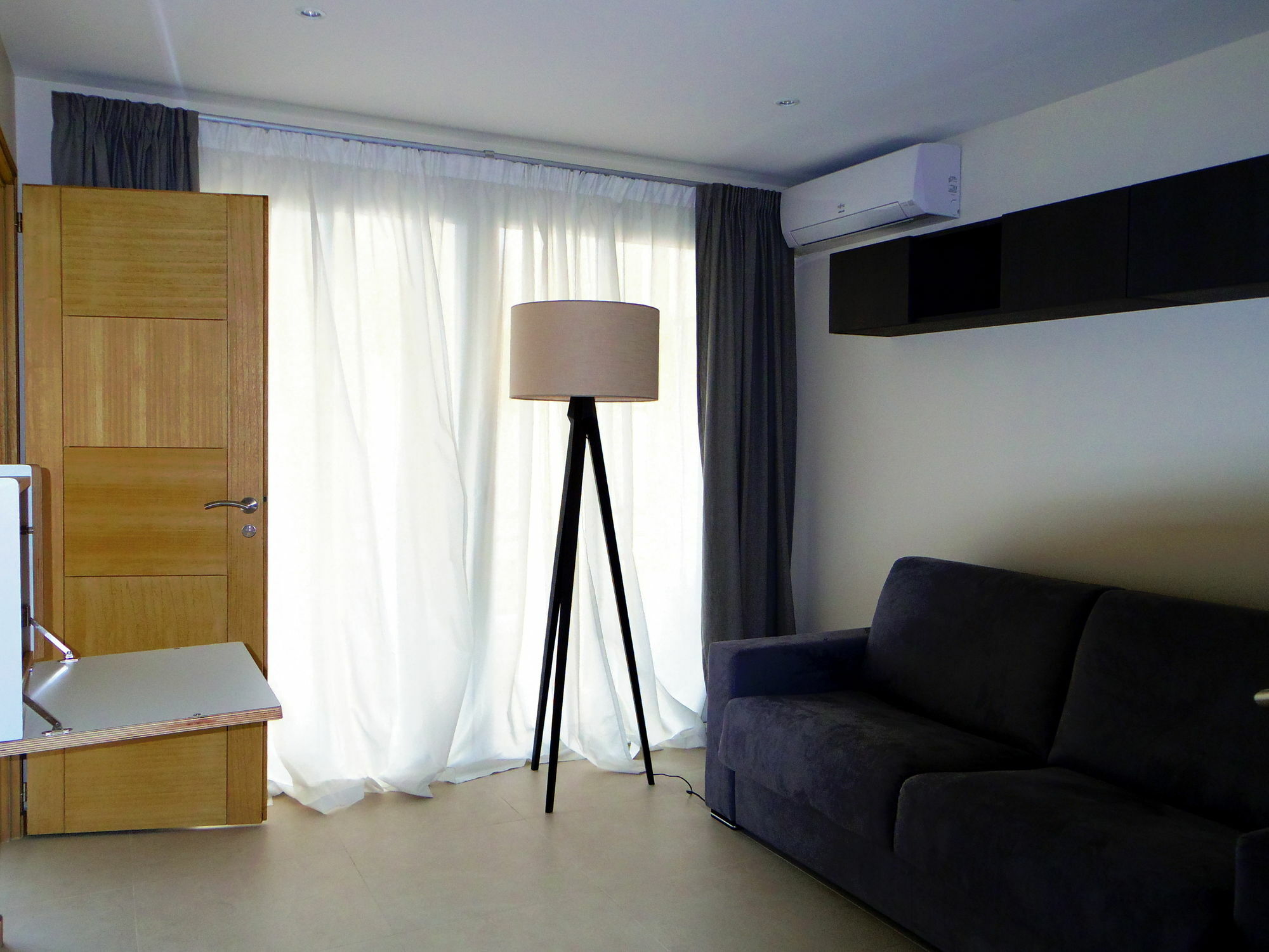 Mimont By Welcome To *