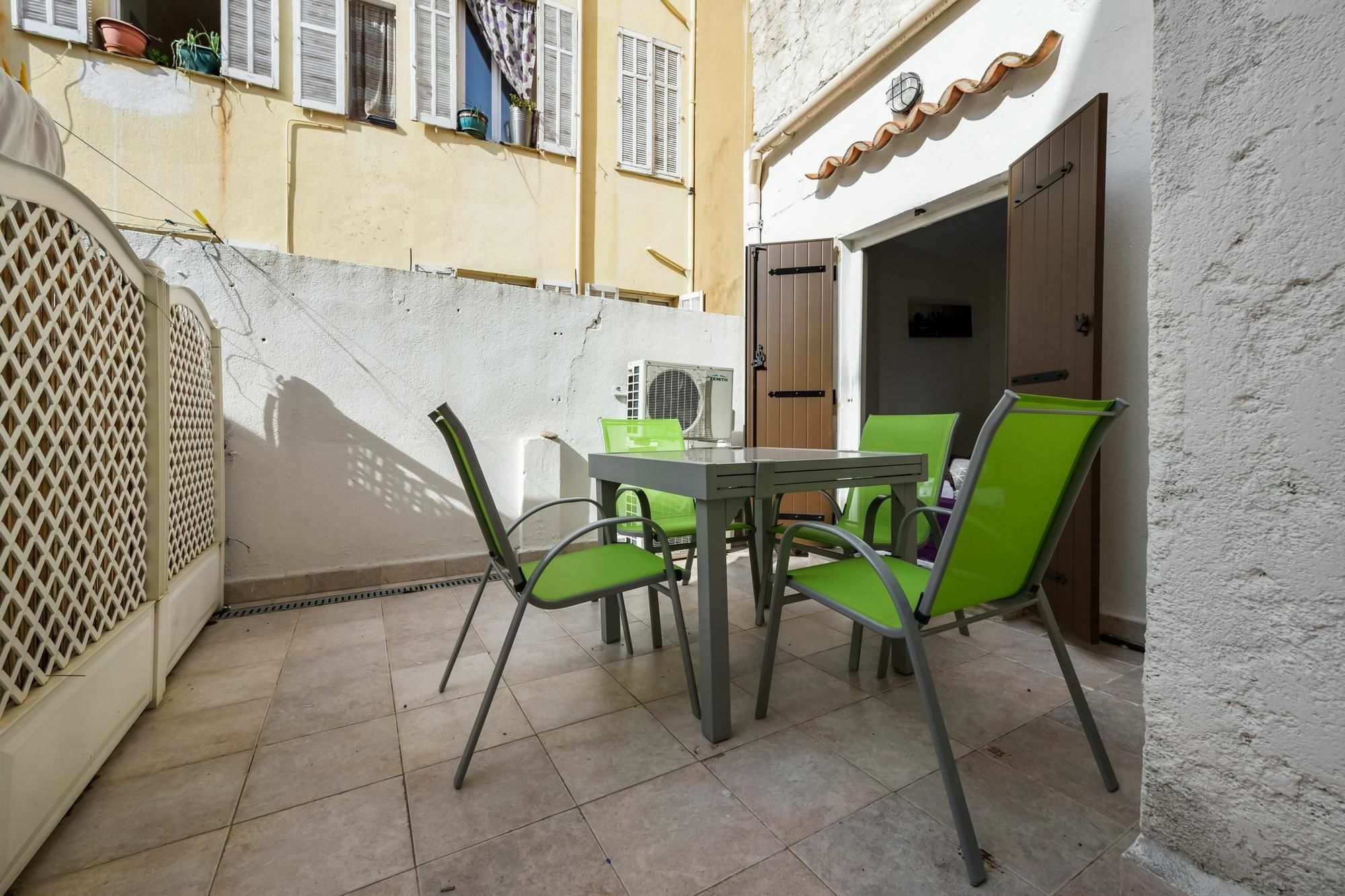 Apartment Les Halles Terrasse 1 Cannes