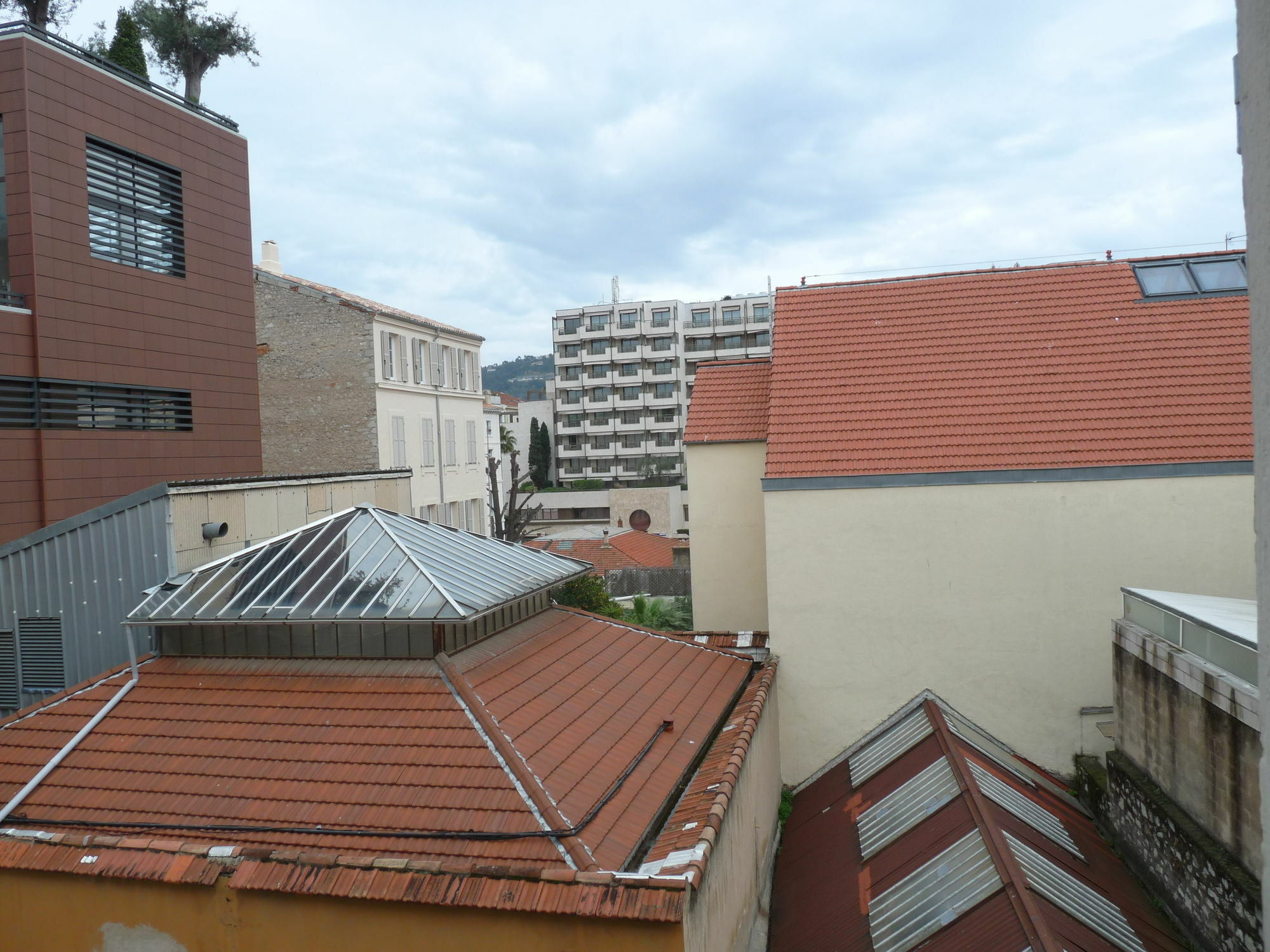 Godiva Apartment
