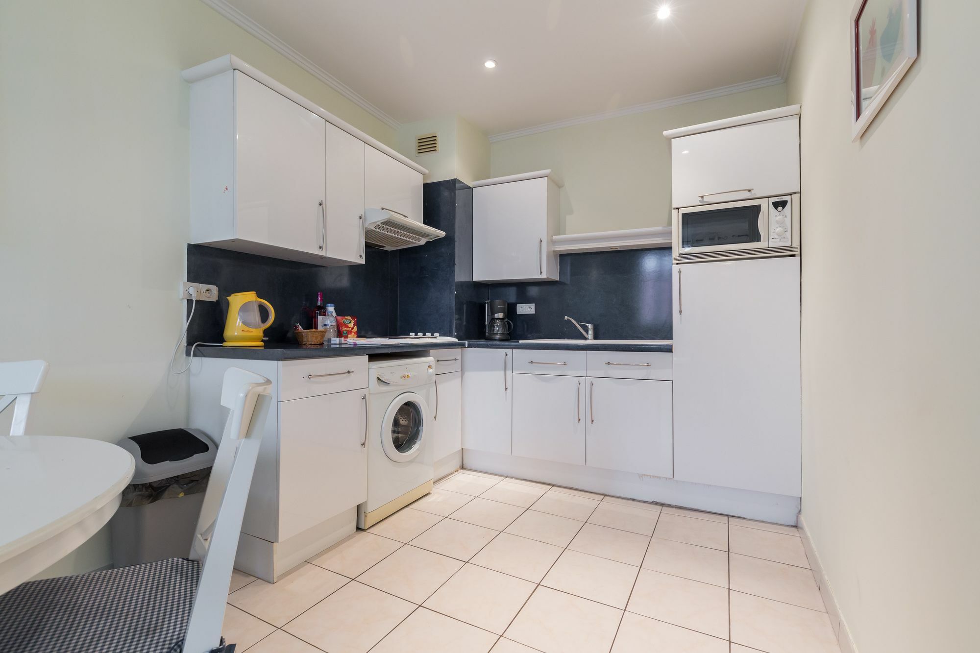 Godiva Apartment *