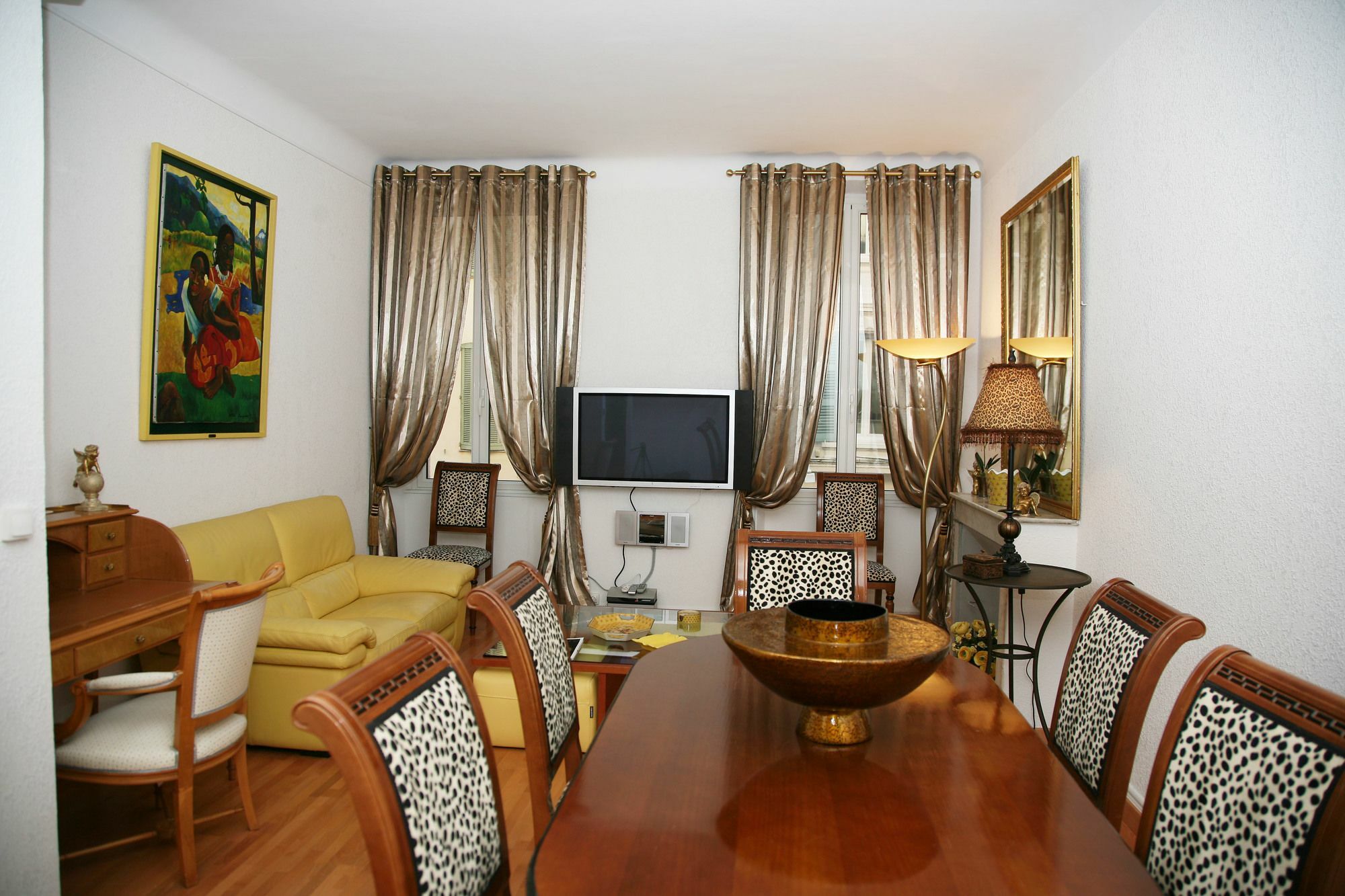 Apartment Helen Vagliano