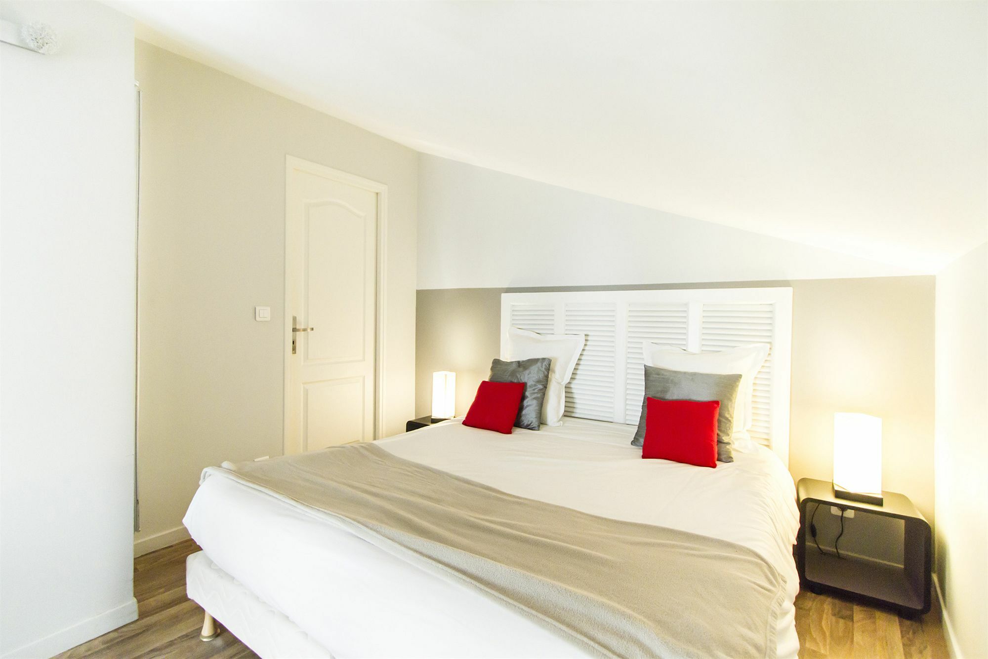 Apartment Florella Jean De Riouffe