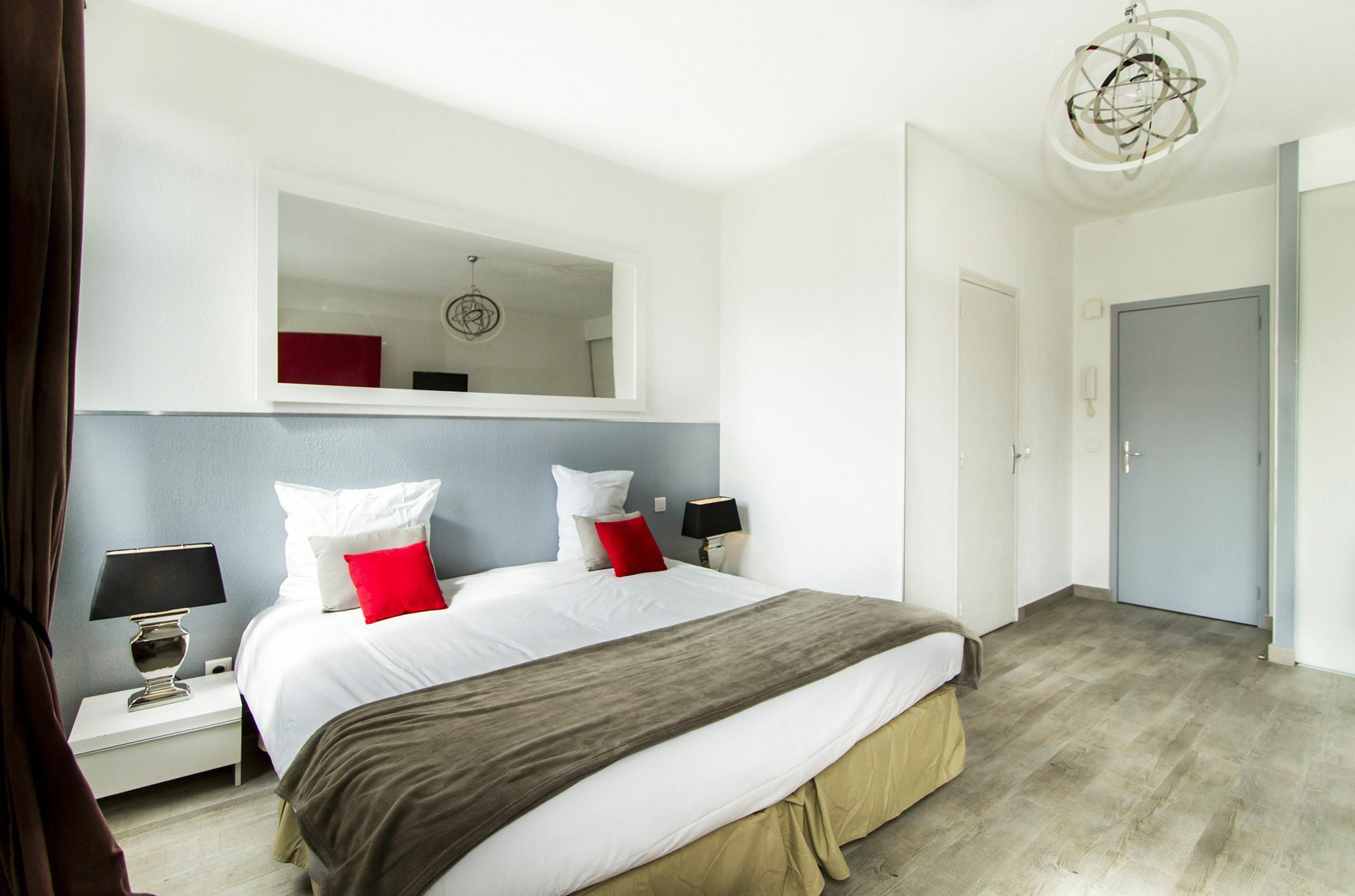 Florella Republique Apartment