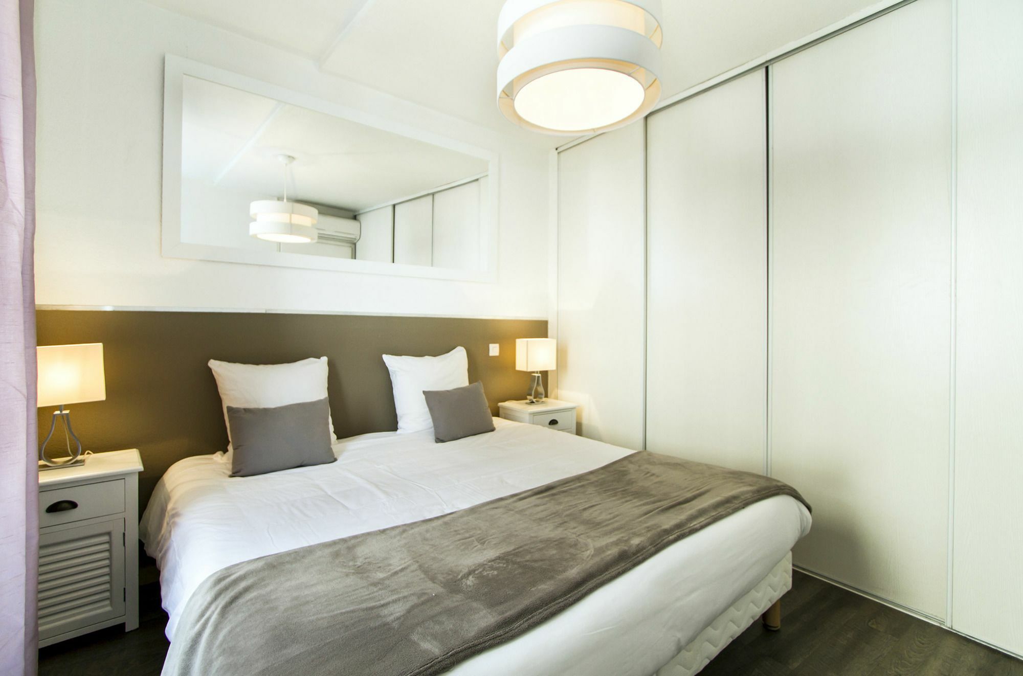 Apartment Florella Republique *