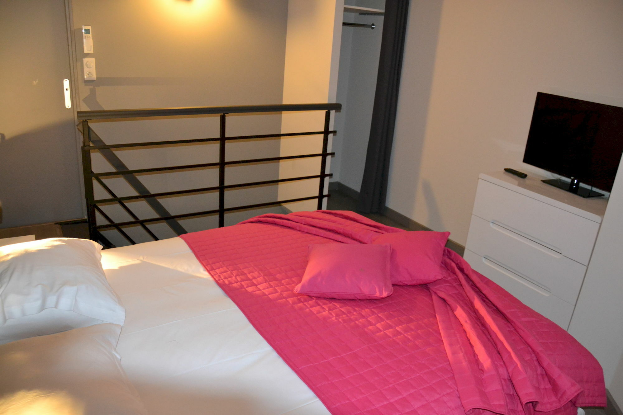 Etoile Apartment