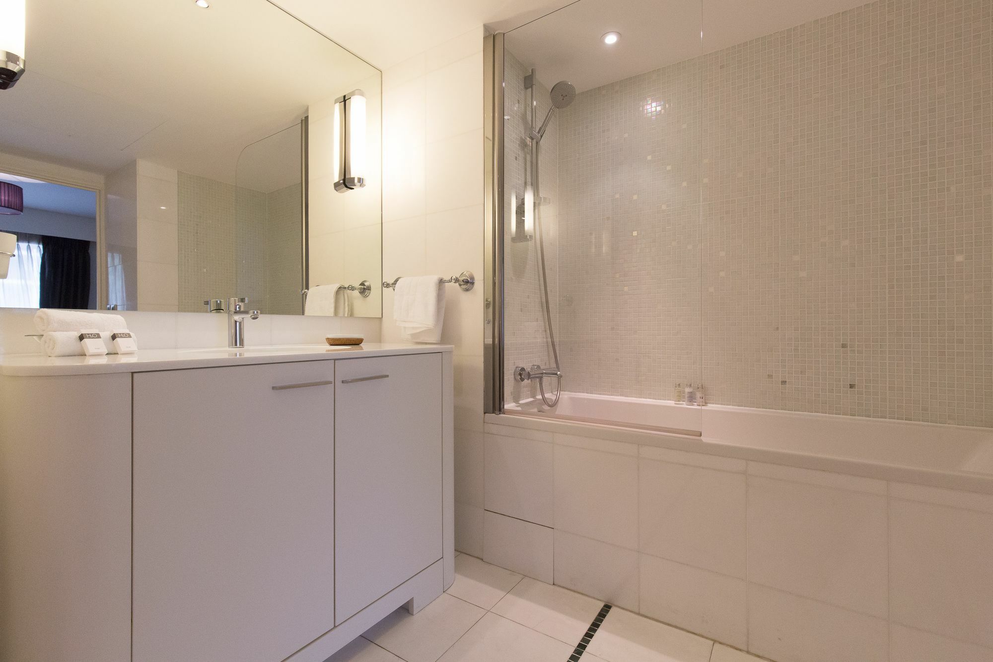 Apartment Carlton Riviera