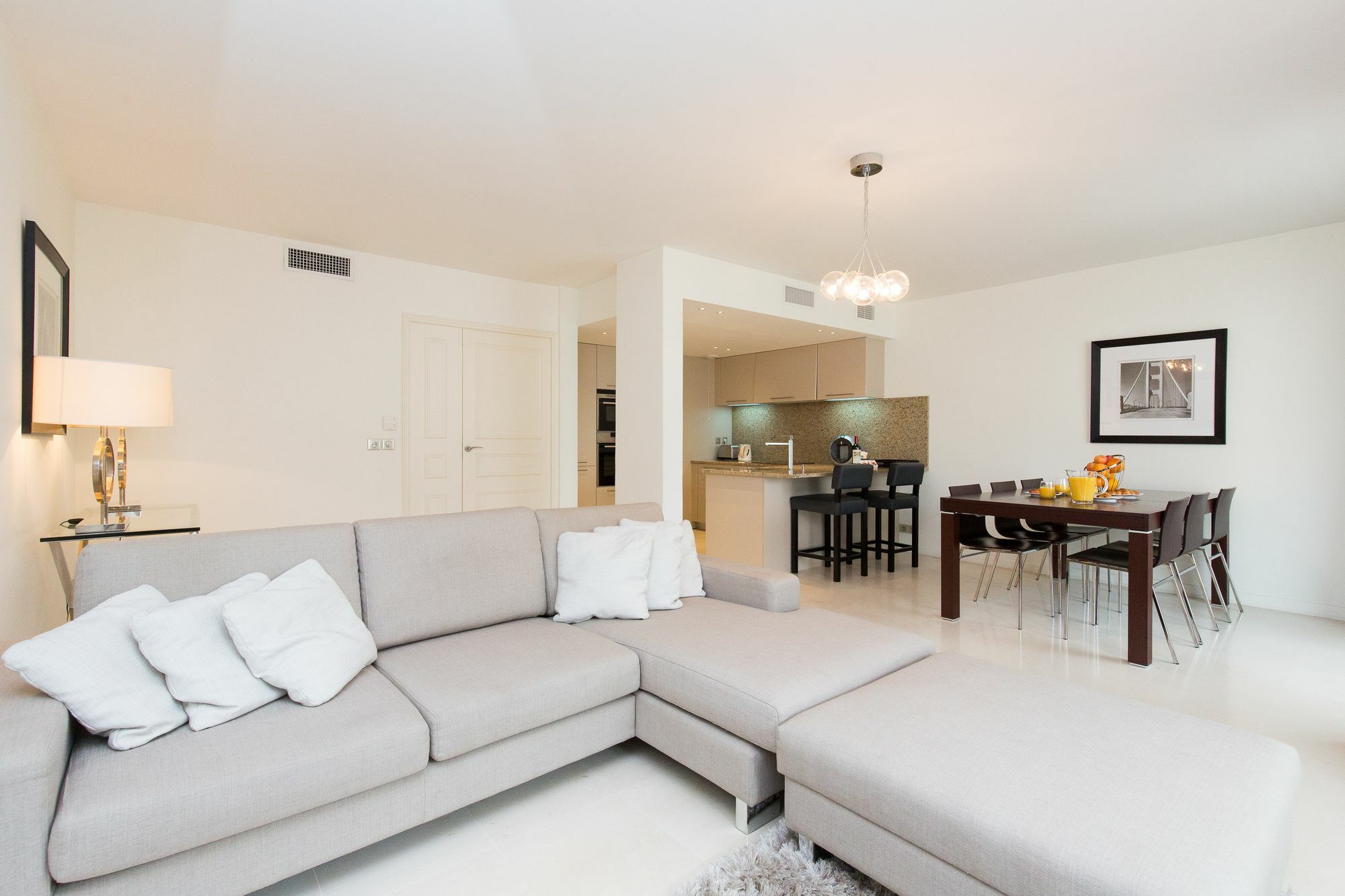Apartment Carlton Riviera