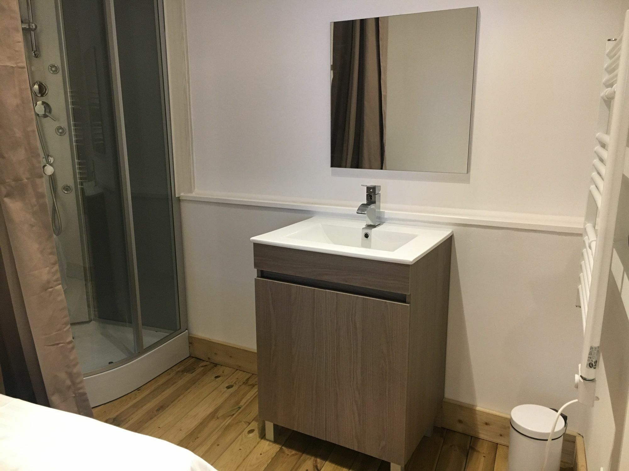 Happyrent Chapparal Apartment