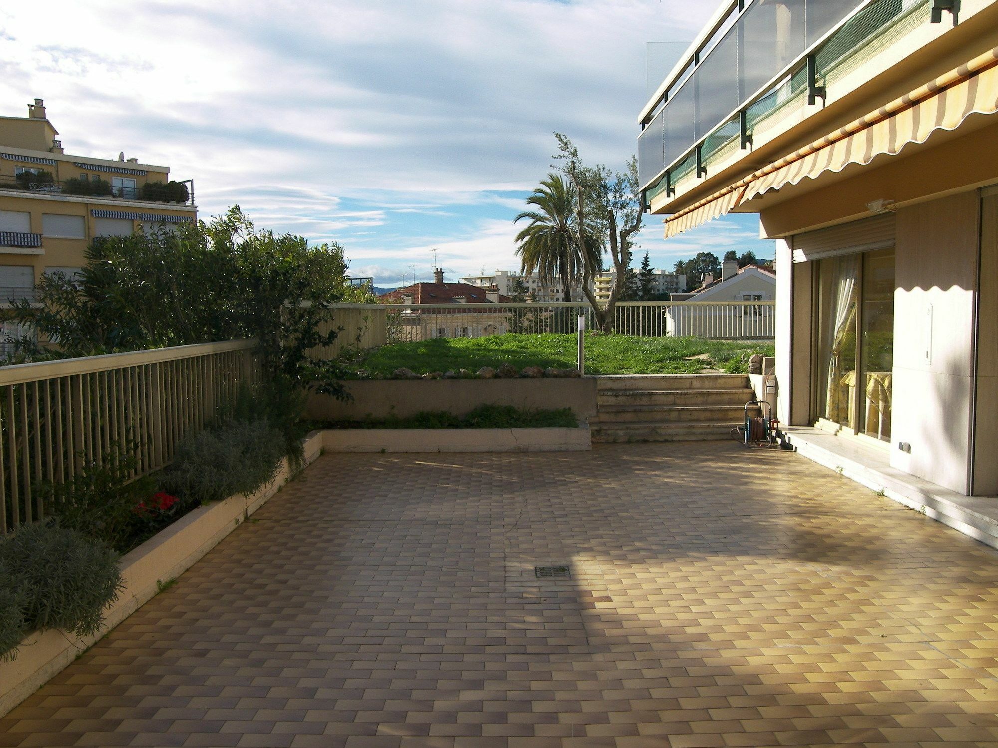 Parc Continental Cannes-very Elegant Three Bedroom Apartment
