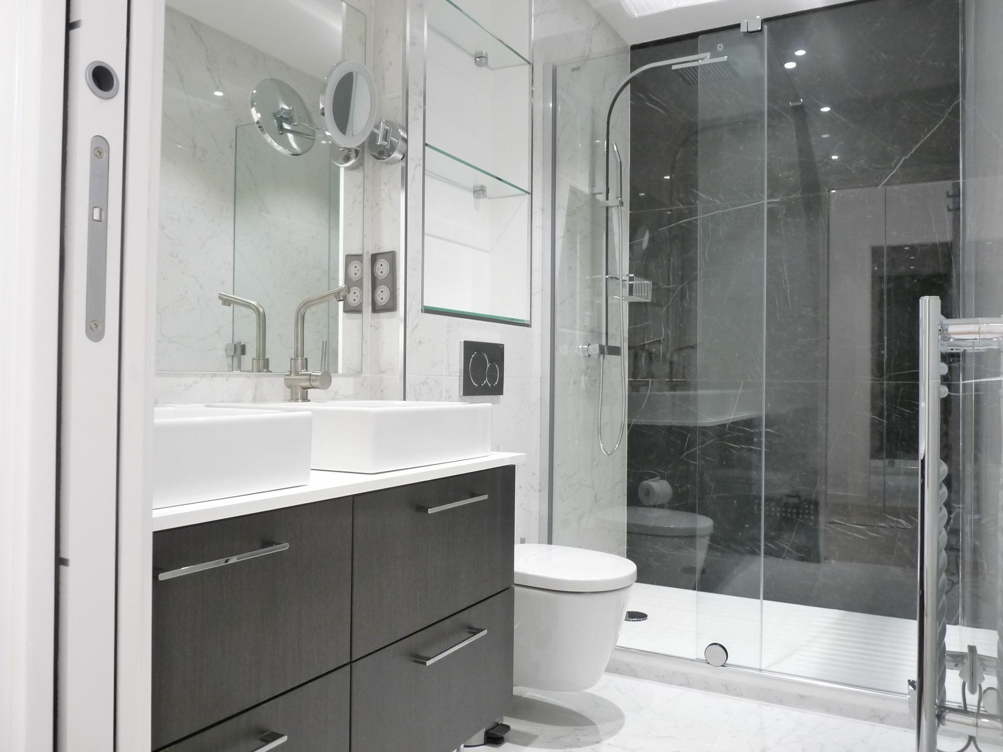 Fontaine Apartment *