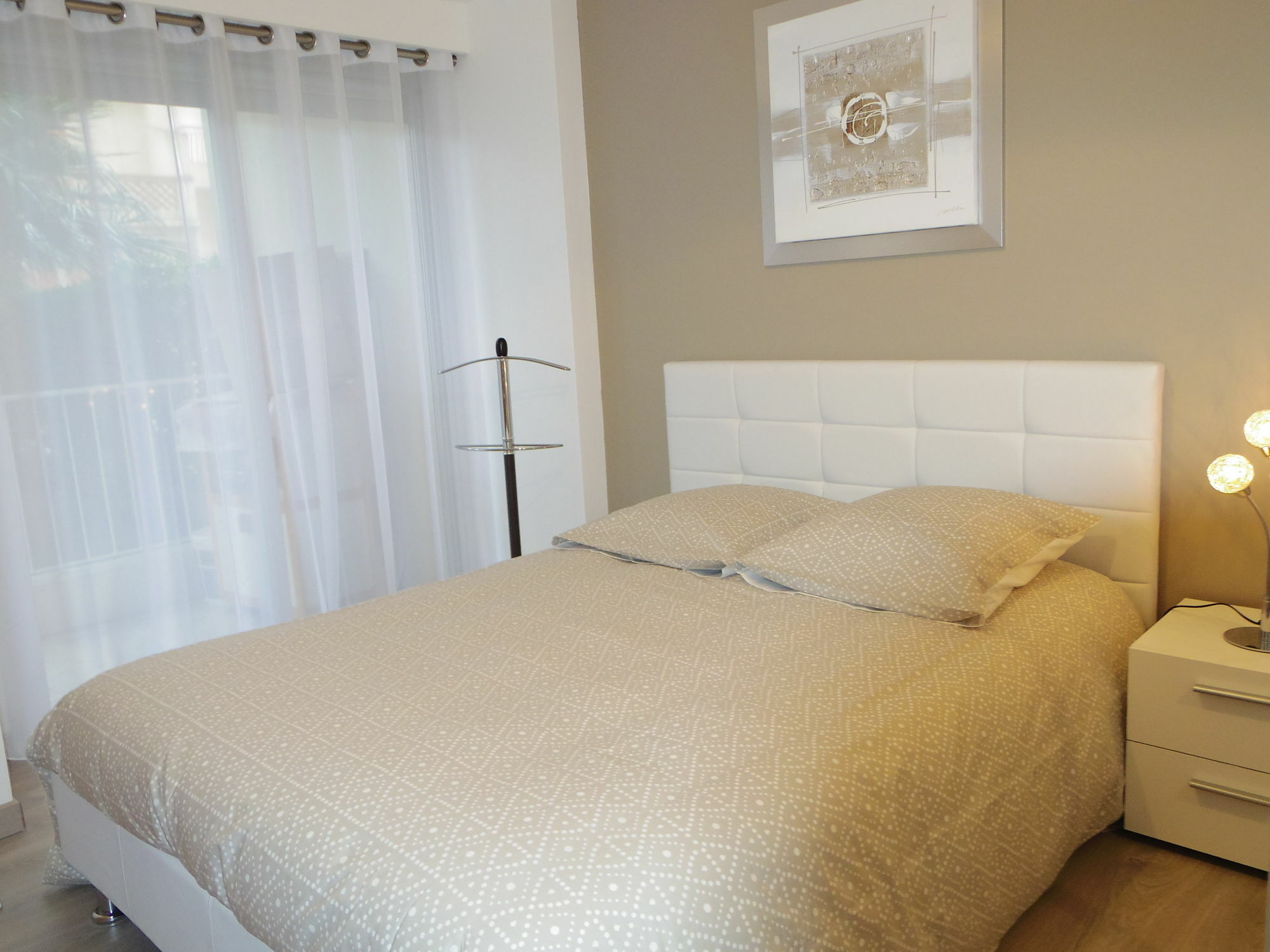 Welcome To - Rue De Russie Apartment