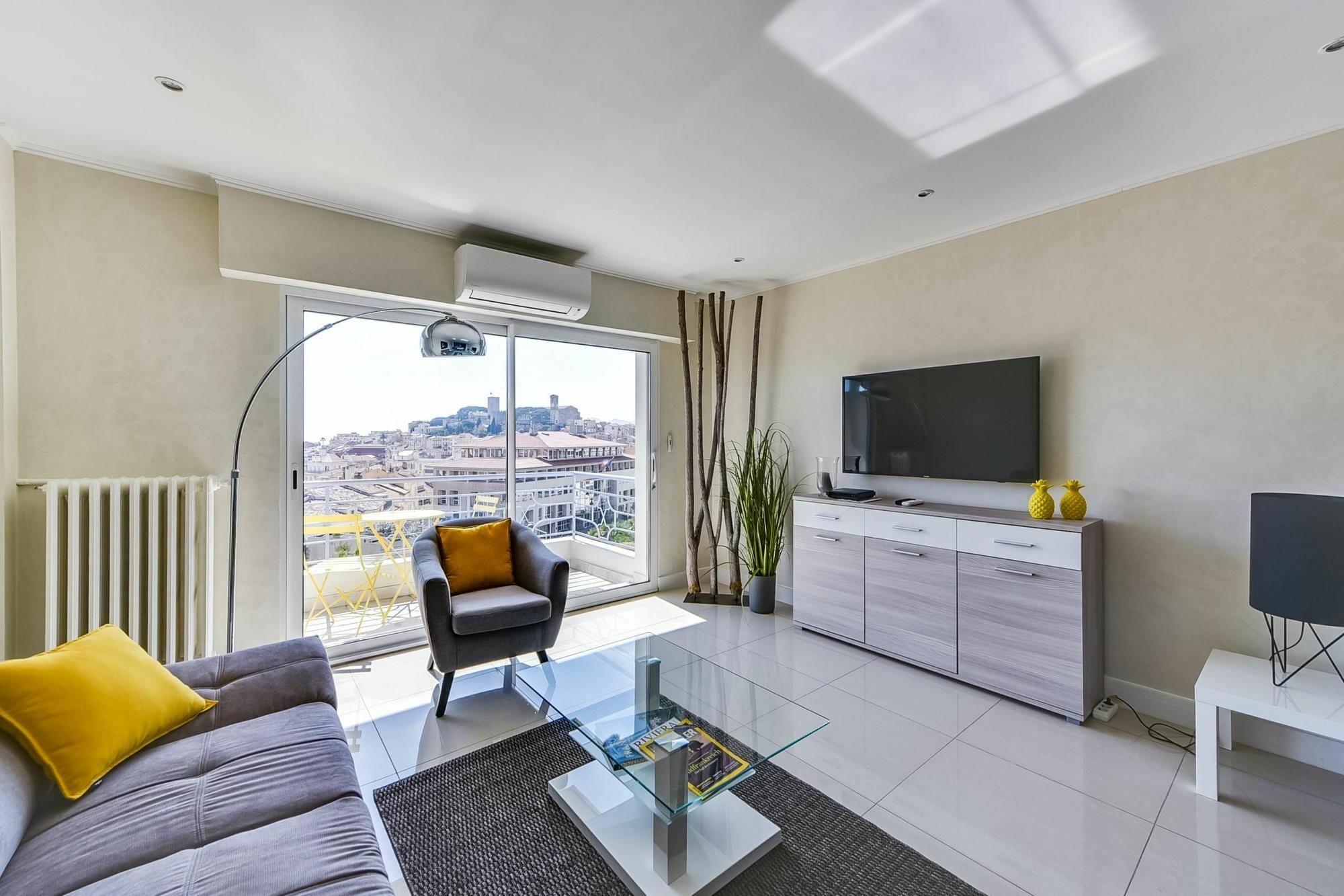 Le Papillon 2 Apartment *
