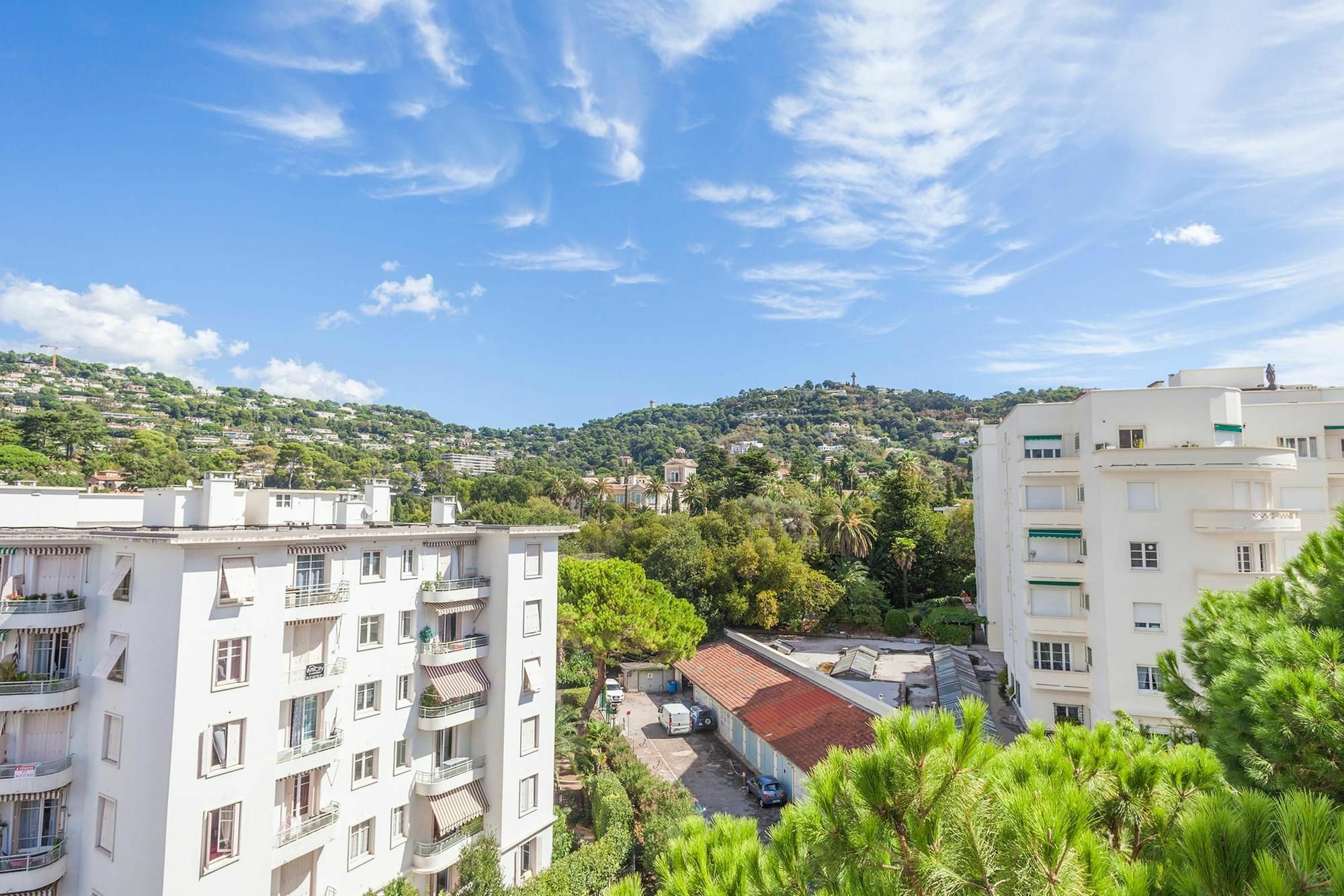 Le Moliere - By Immogroom Apartment